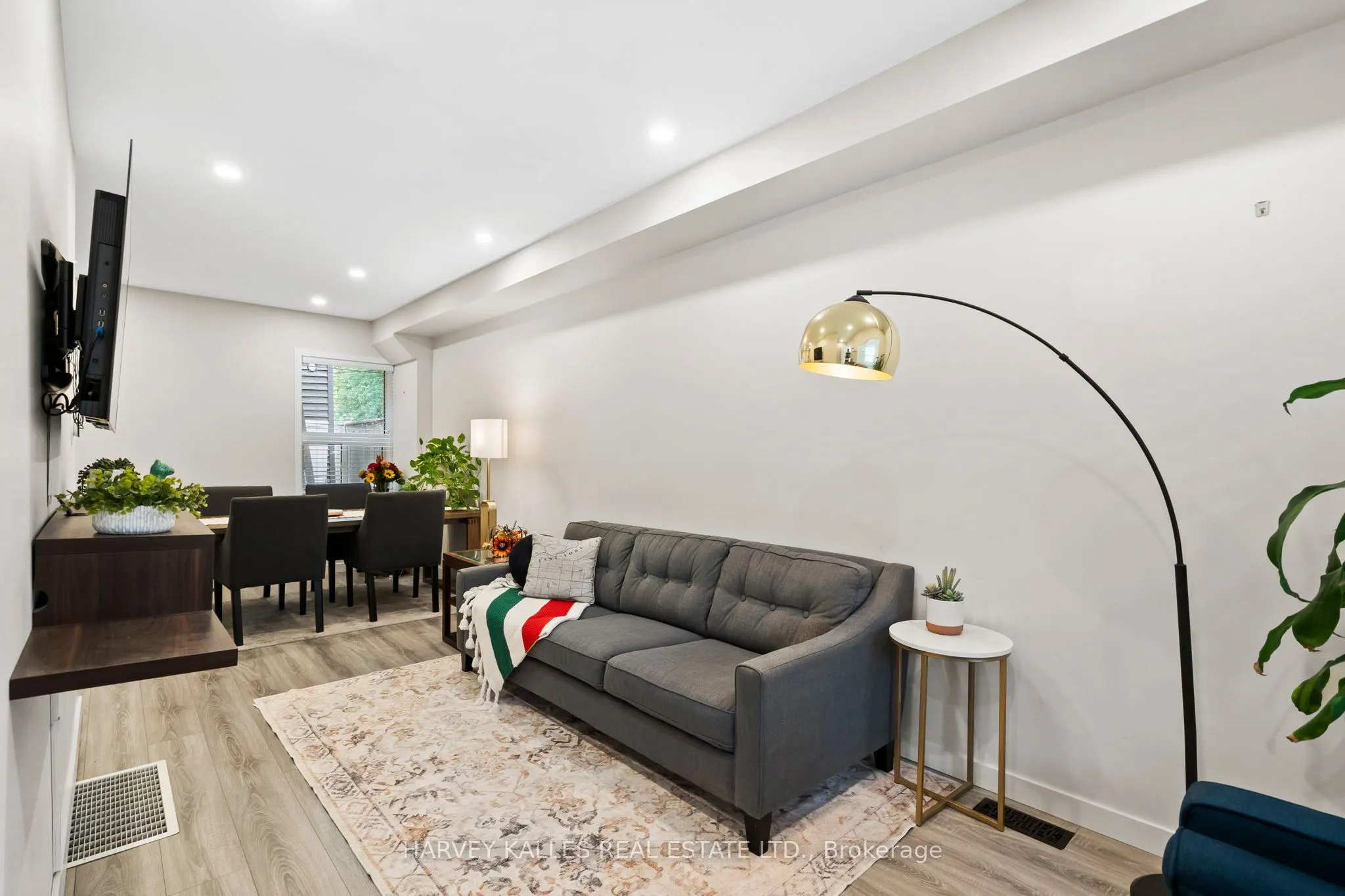 1254 Woodbine Avenue