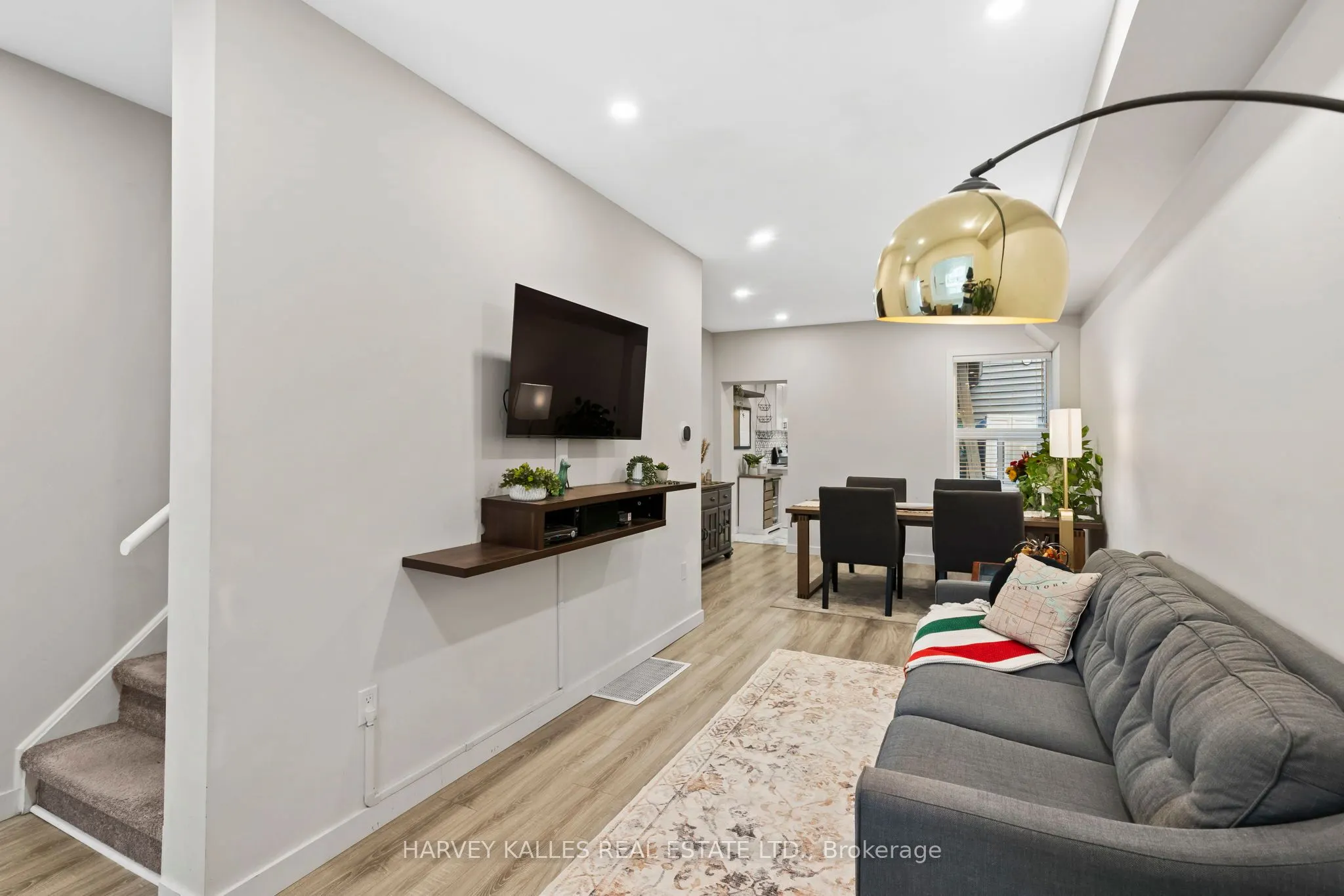 1254 Woodbine Avenue