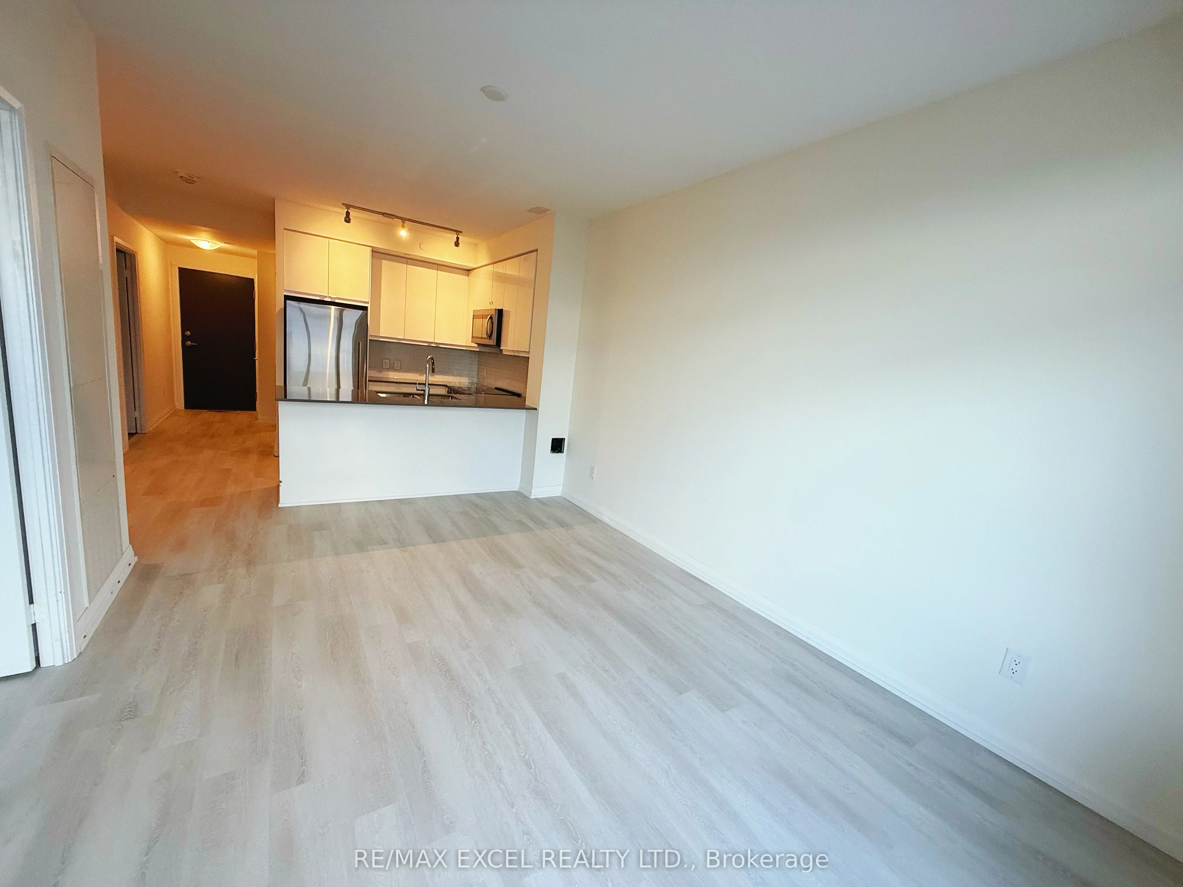 3270 Sheppard Avenue E, #2528