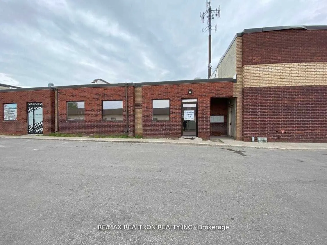 712 Wilson Road S, #11