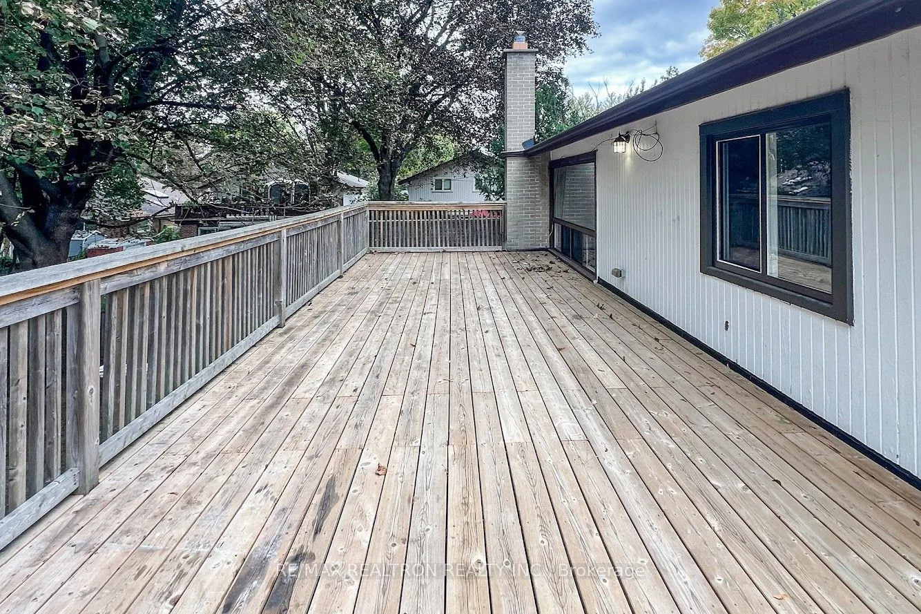 34 Orton Park, #Upper