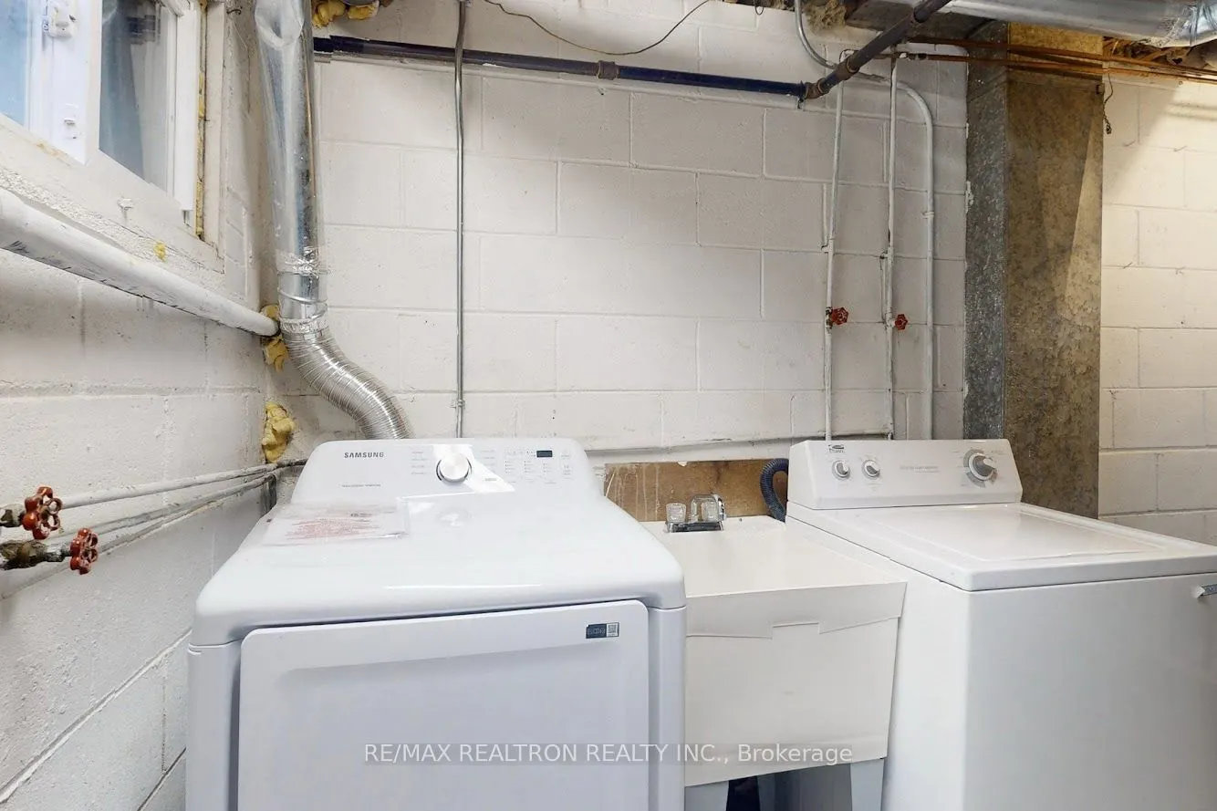 34 Orton Park, #Upper