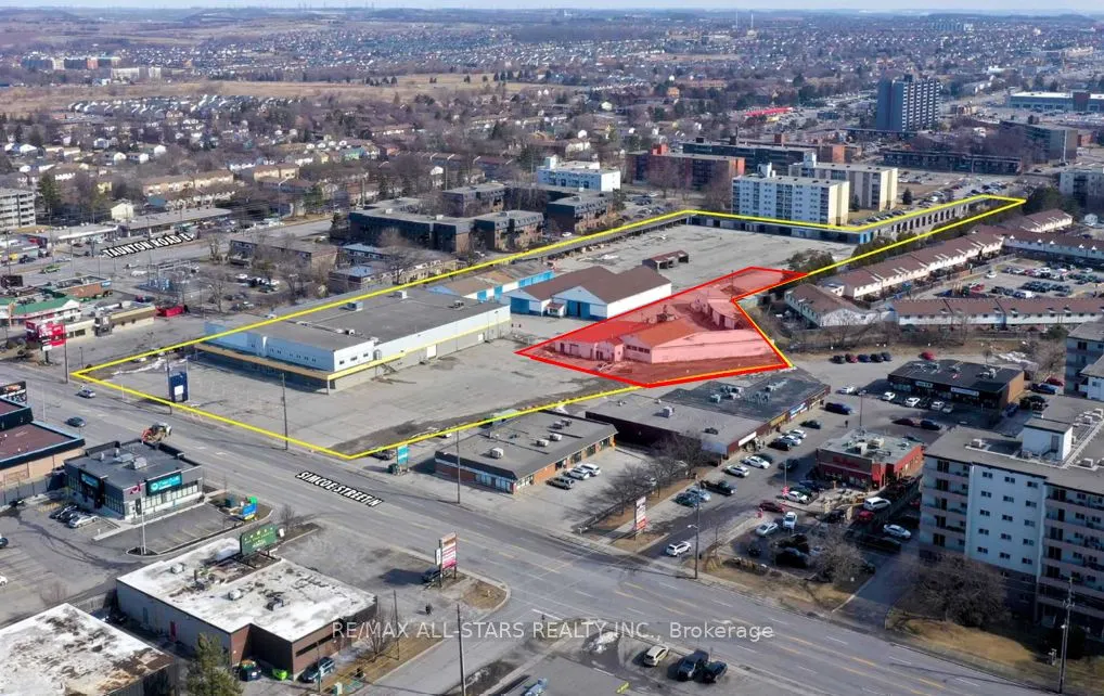 1279 Simcoe Street N