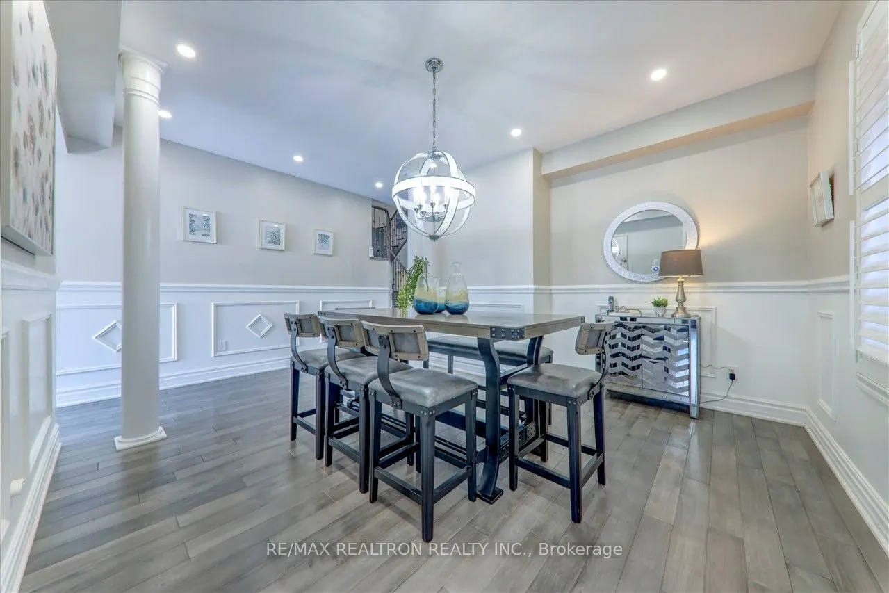 2380 Equestrian Crescent