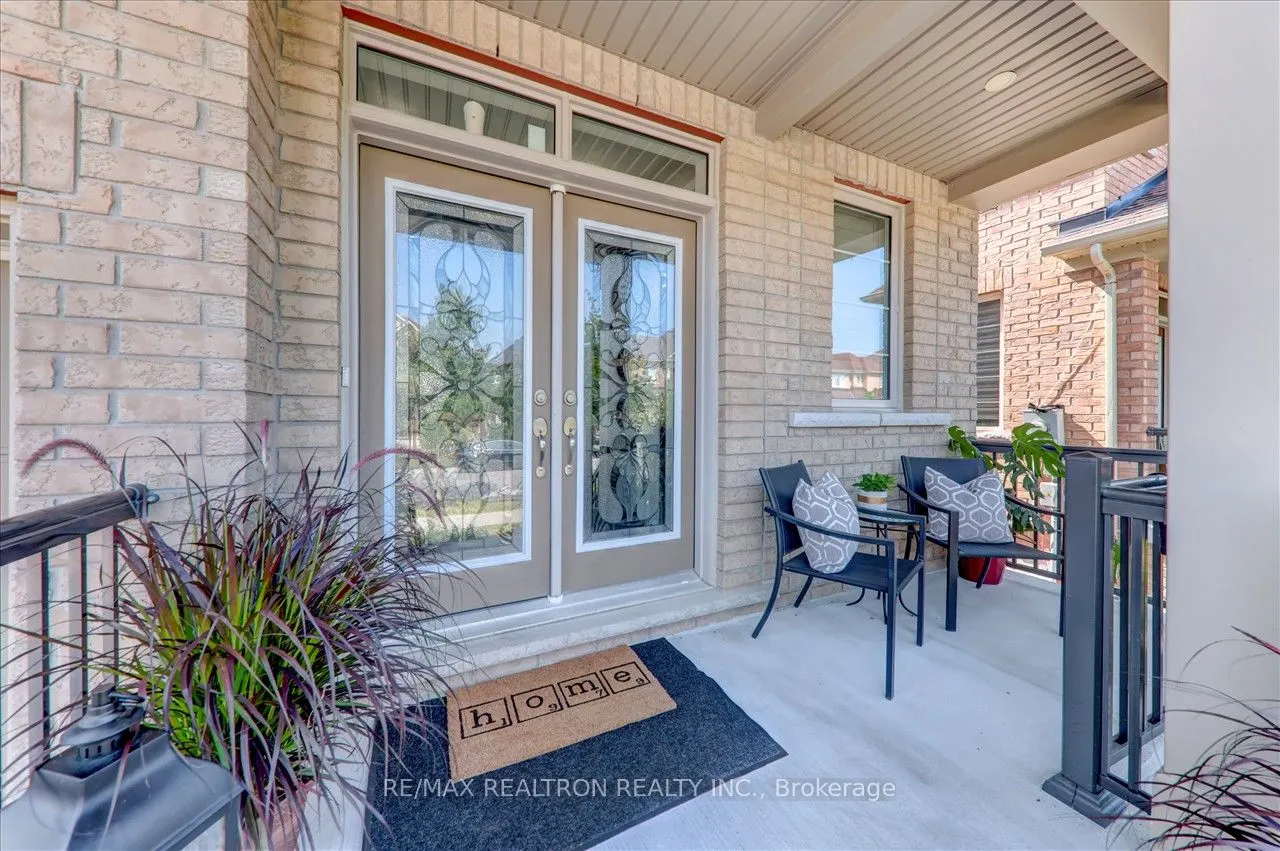 2380 Equestrian Crescent