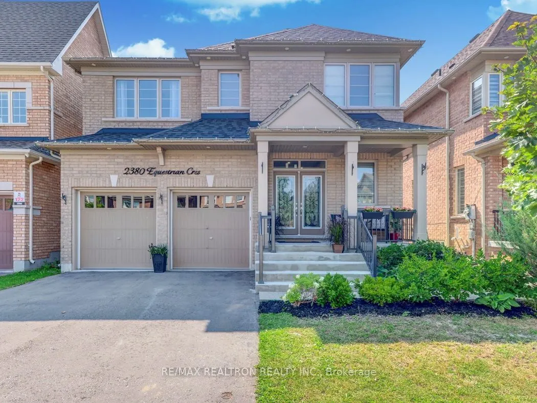 2380 Equestrian Crescent