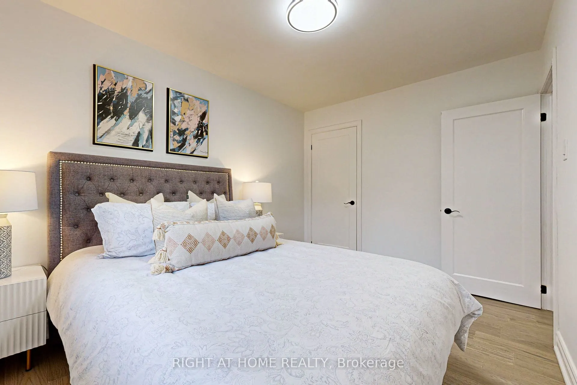 4 Barnes Crescent, #Main