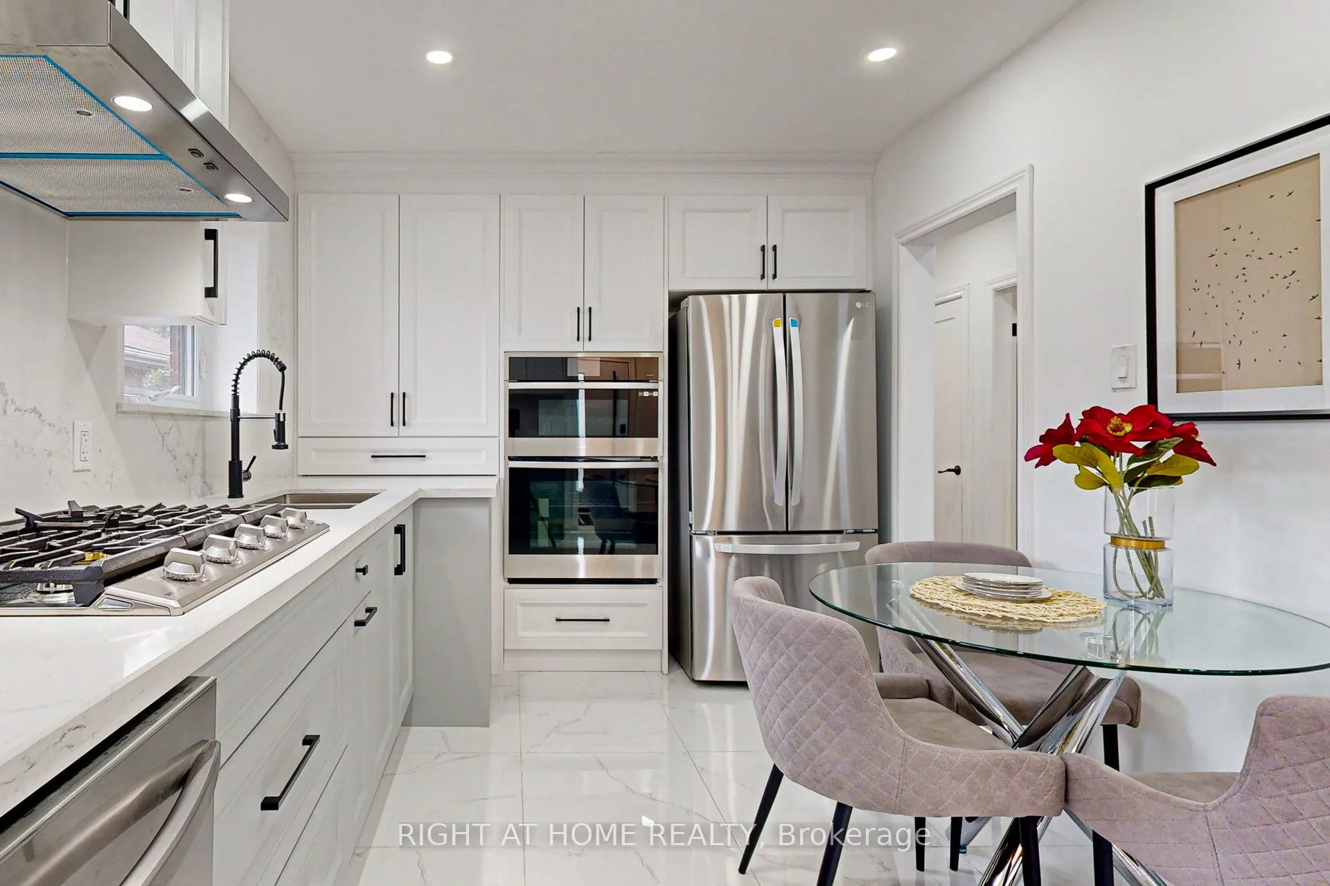 4 Barnes Crescent, #Main