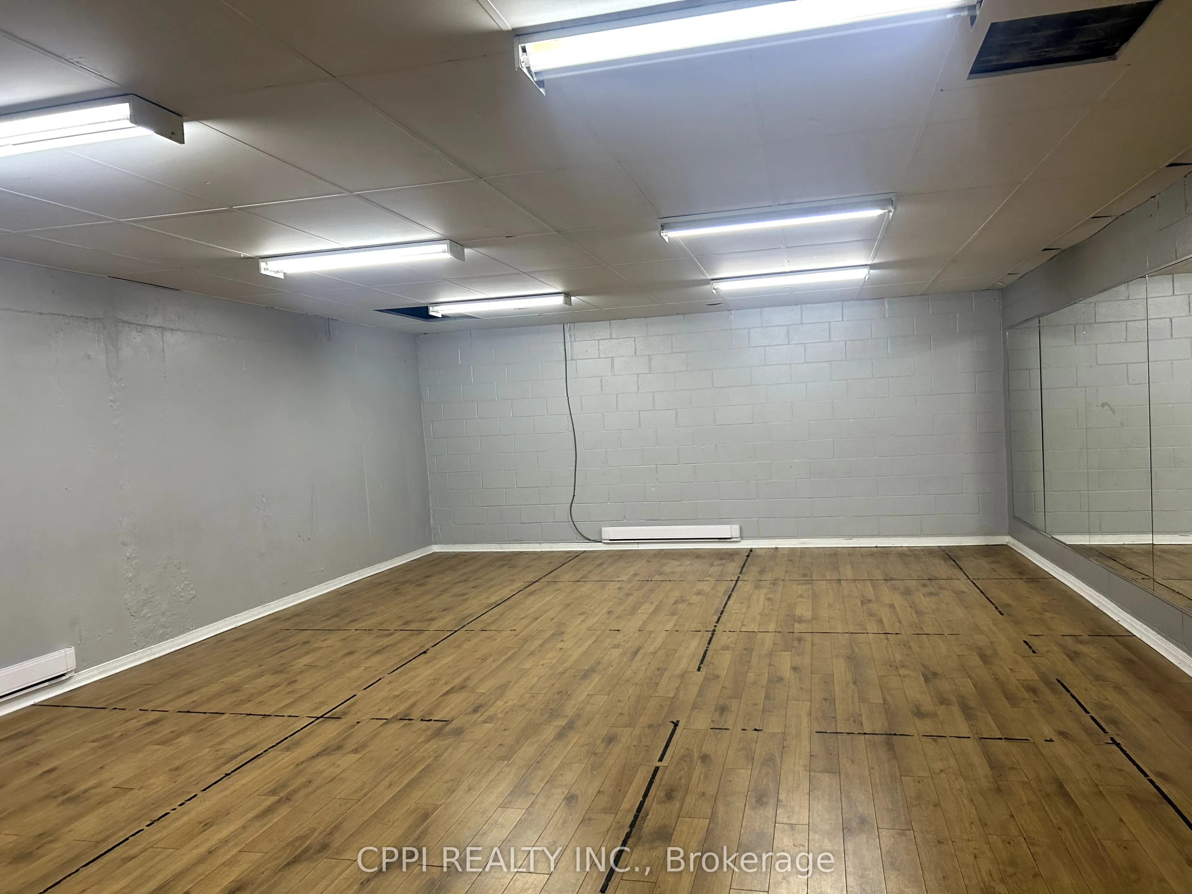 650 King Street E, #South Bsmnt