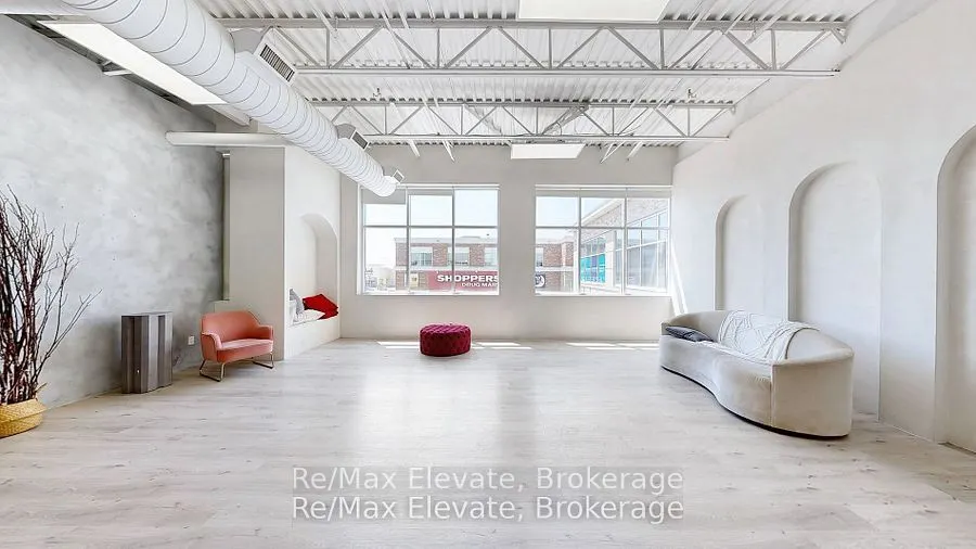 1105E Kingston Road, #202