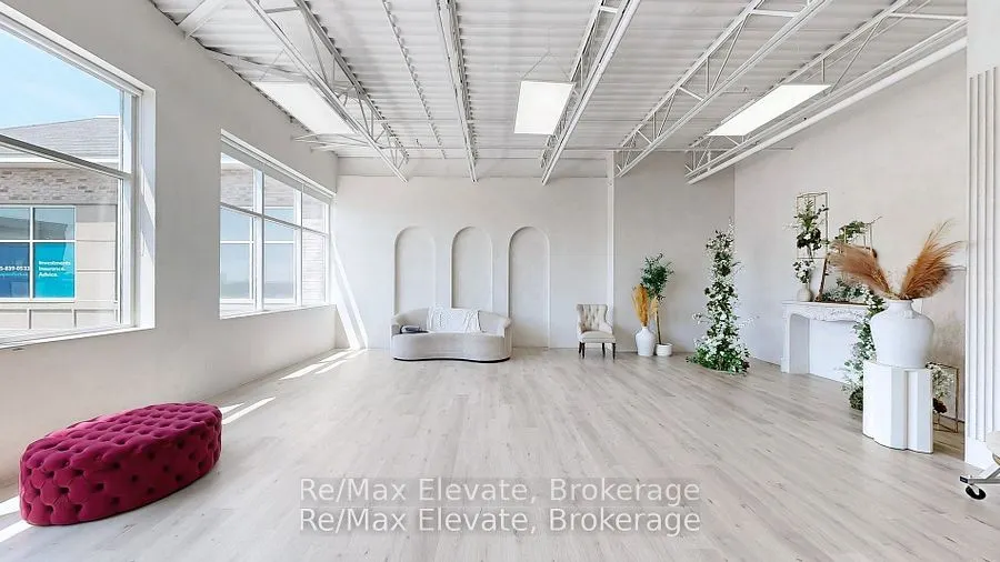 1105E Kingston Road, #202