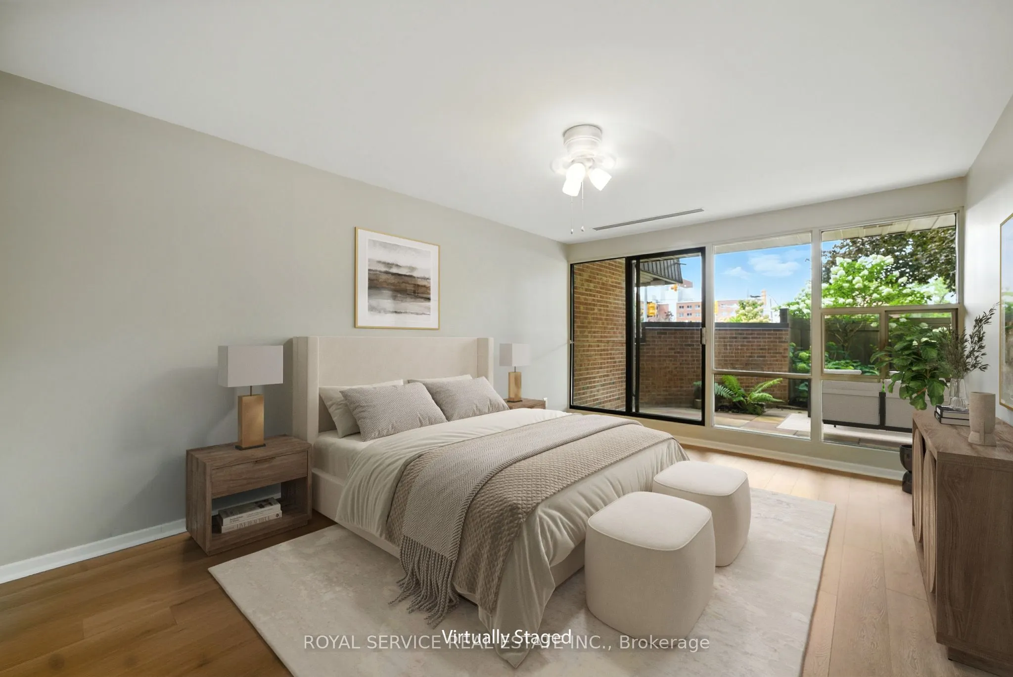 337 Simcoe Street N, #101