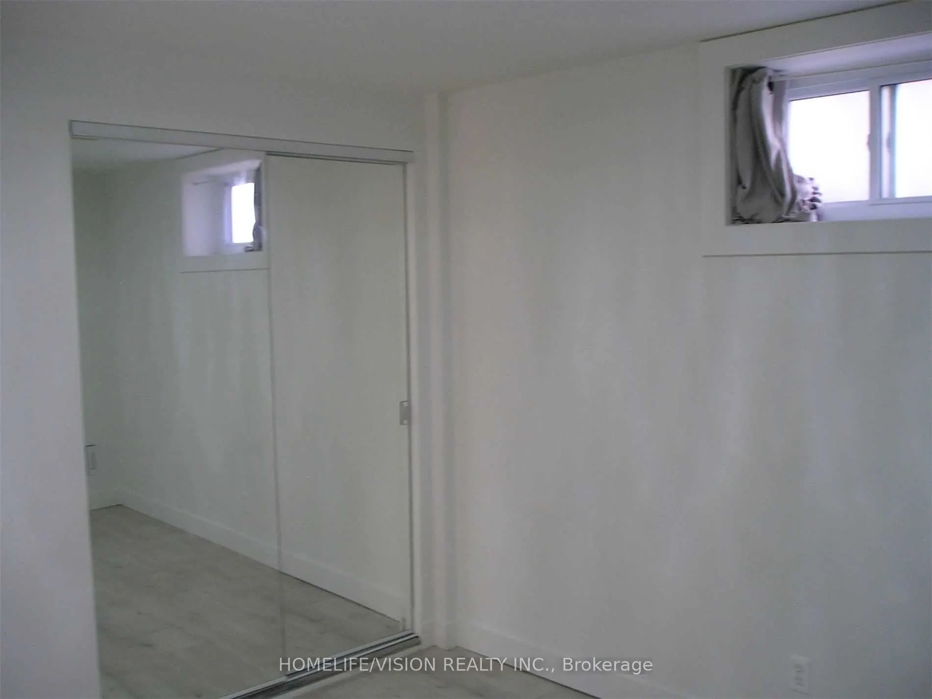 25 Arbutus Crescent, #Lower