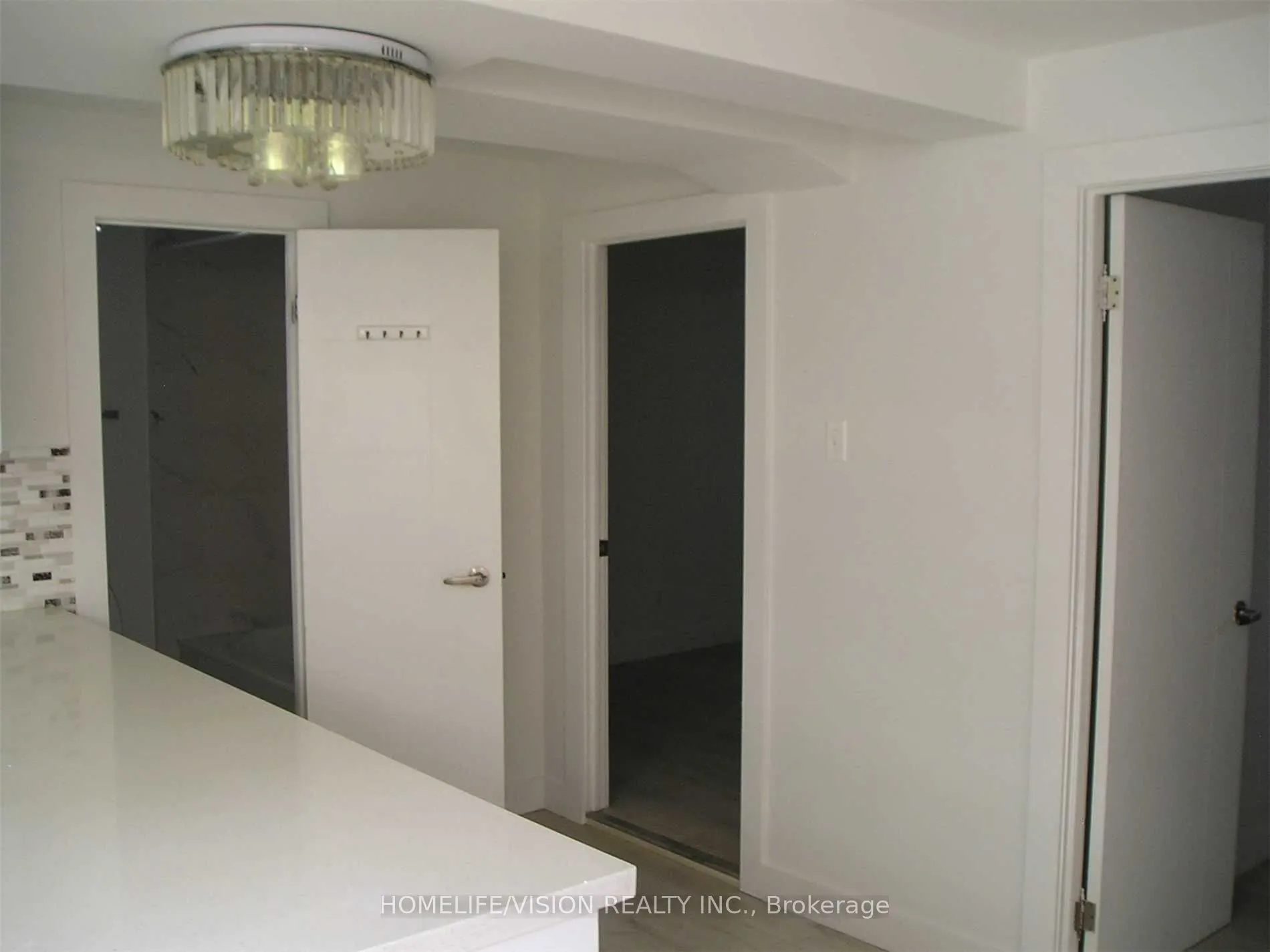 25 Arbutus Crescent, #Lower