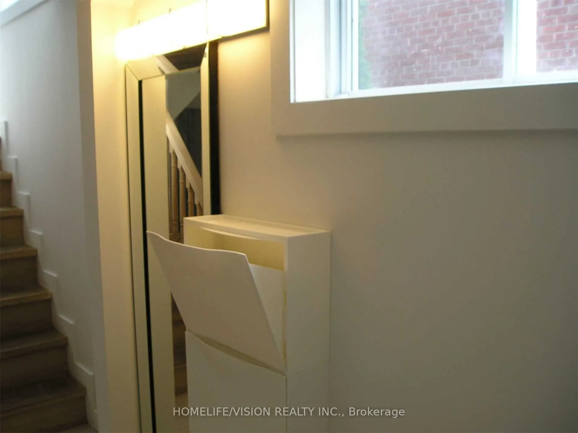 25 Arbutus Crescent, #Lower