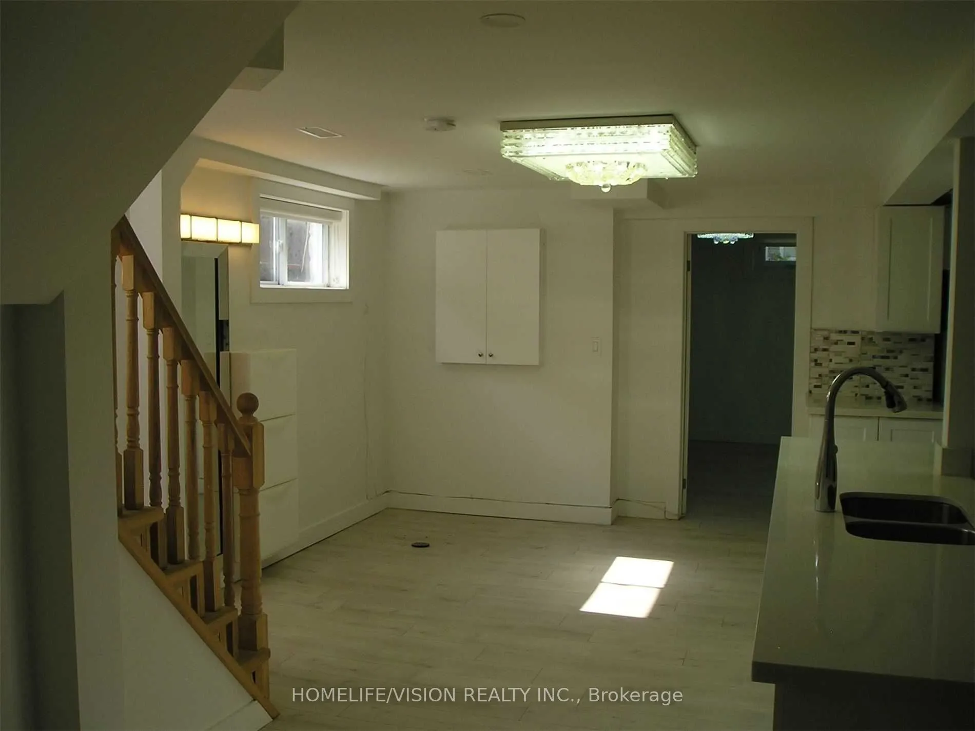 25 Arbutus Crescent, #Lower