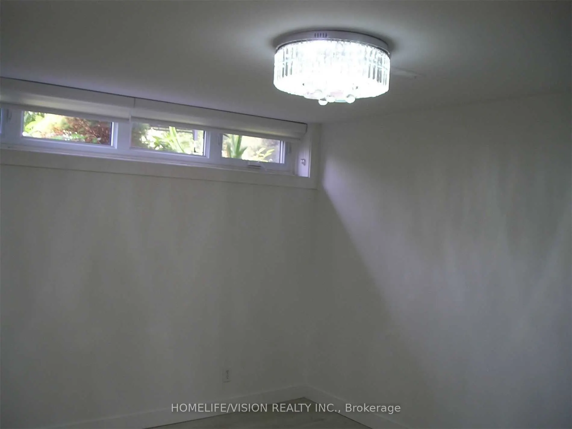 25 Arbutus Crescent, #Lower