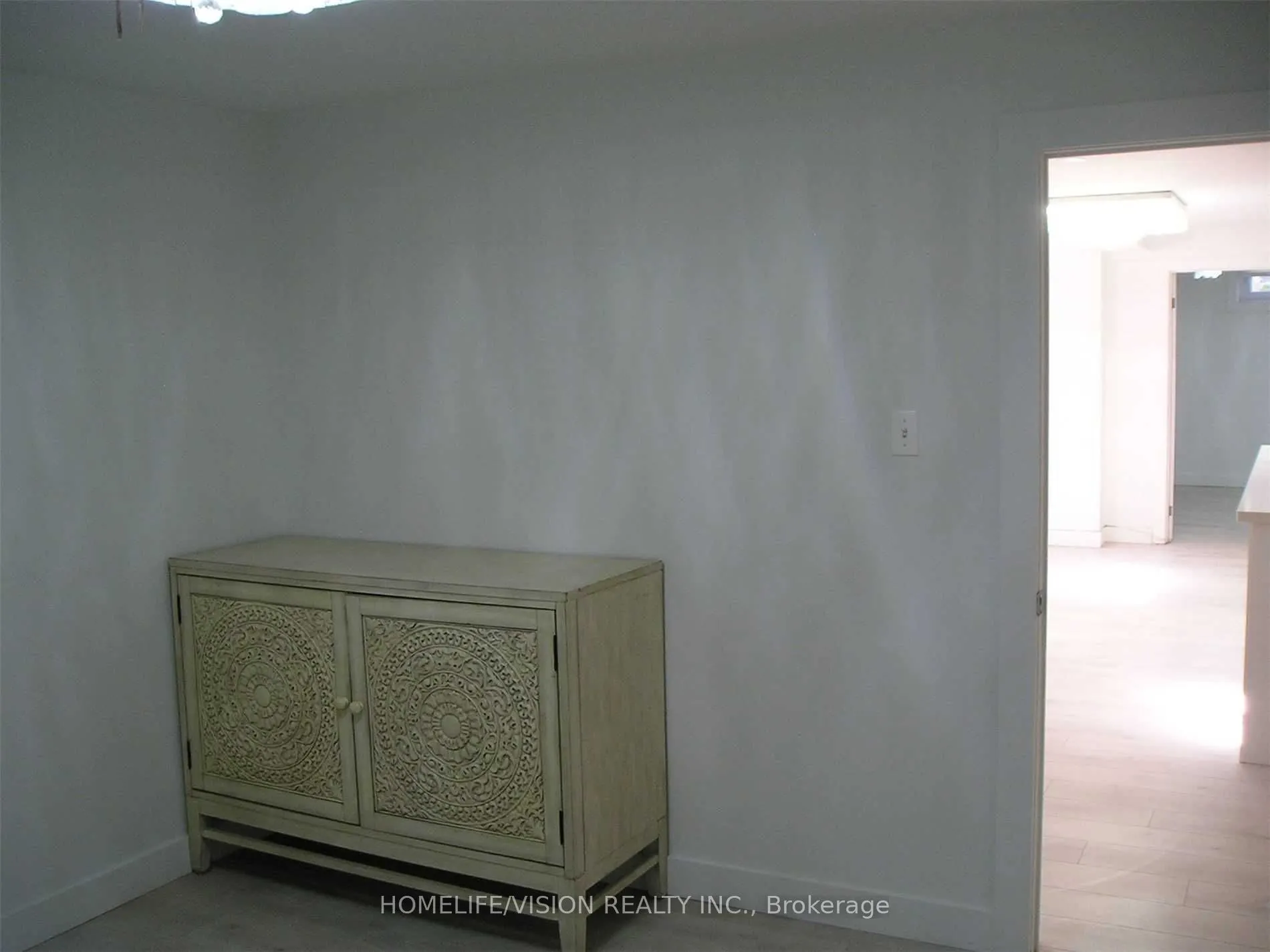 25 Arbutus Crescent, #Lower