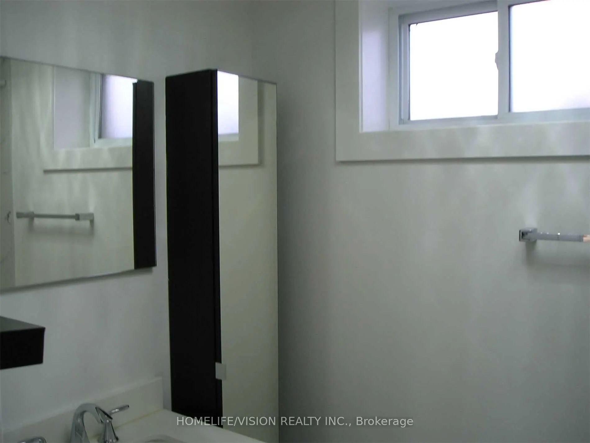 25 Arbutus Crescent, #Lower