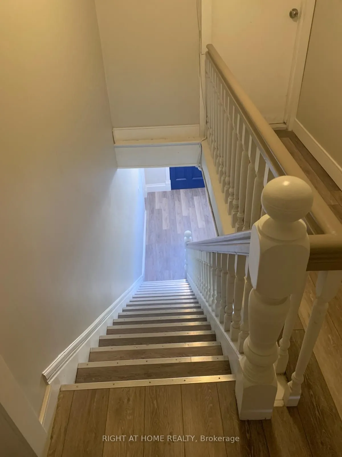 730 Simcoe Street S, #5