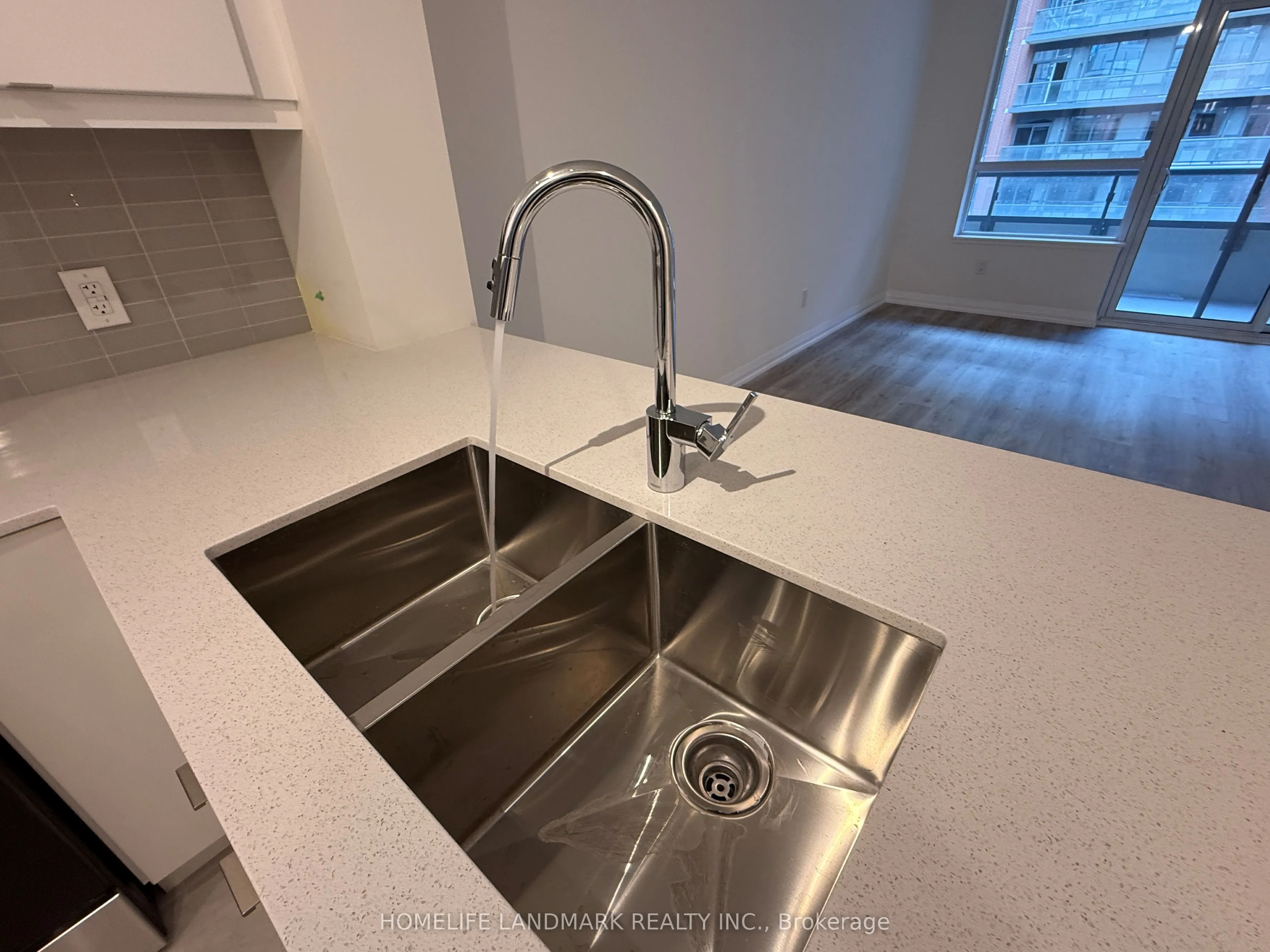 3270 Sheppard Avenue E, #526