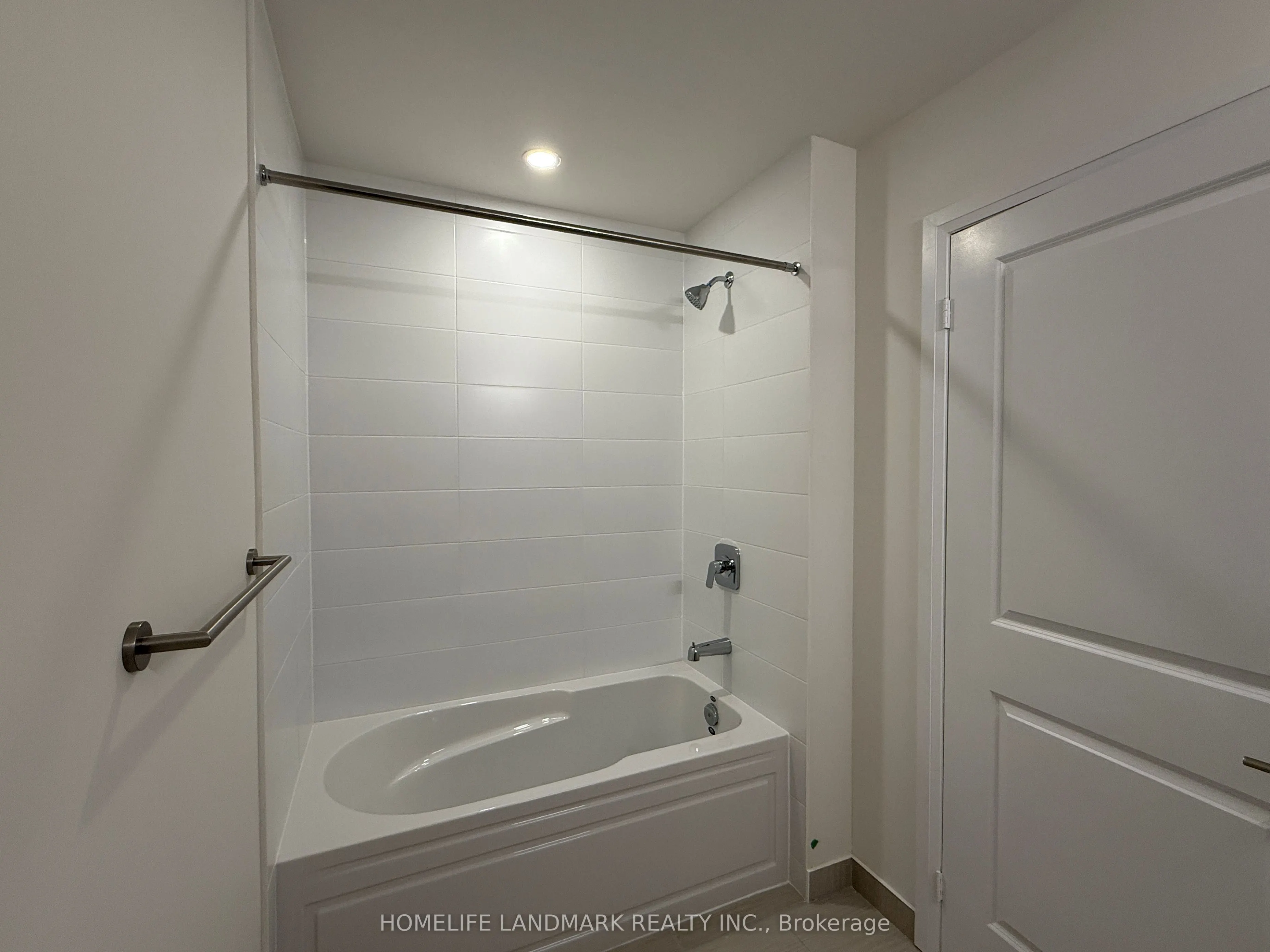 3270 Sheppard Avenue E, #526