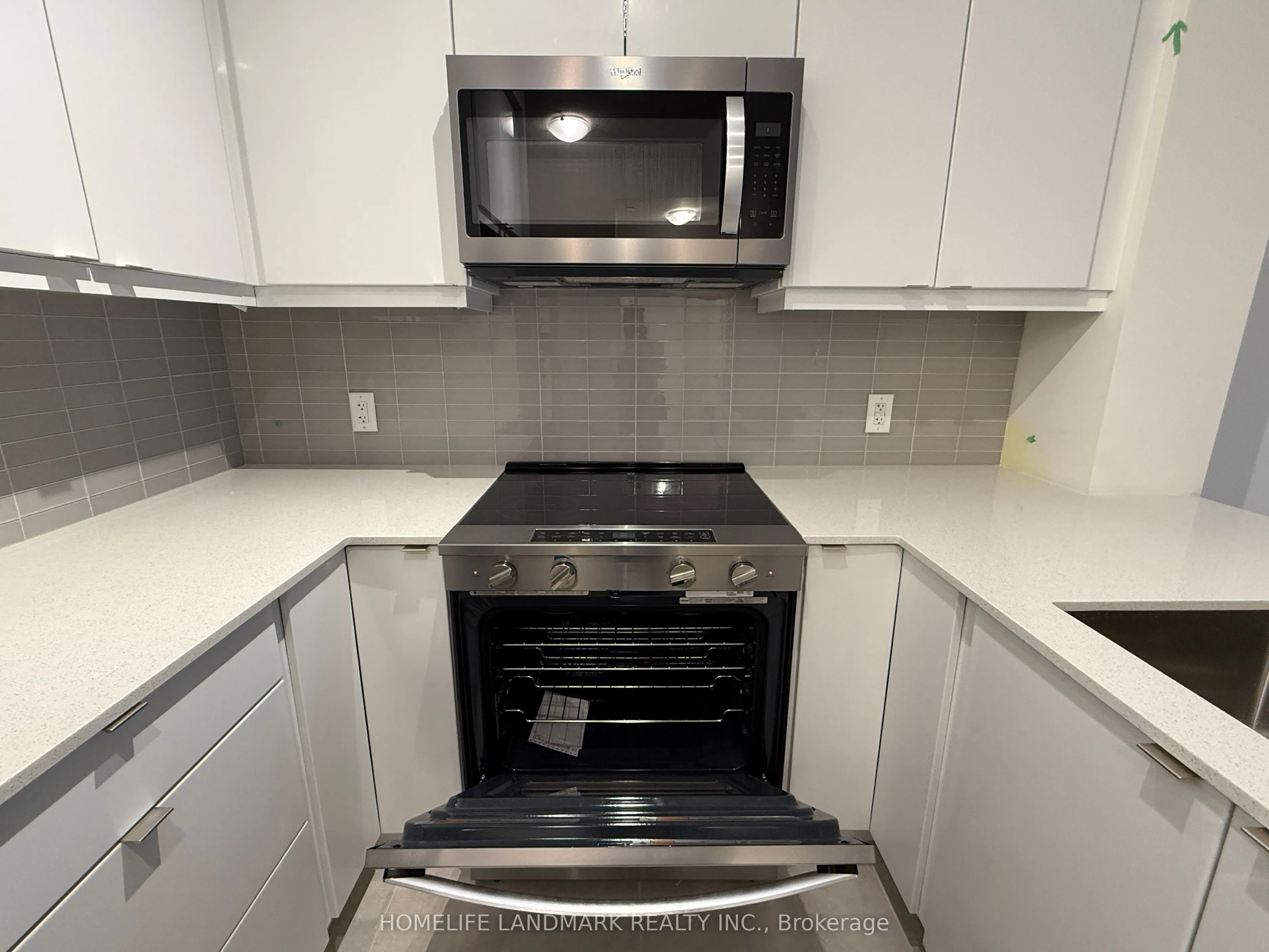 3270 Sheppard Avenue E, #526