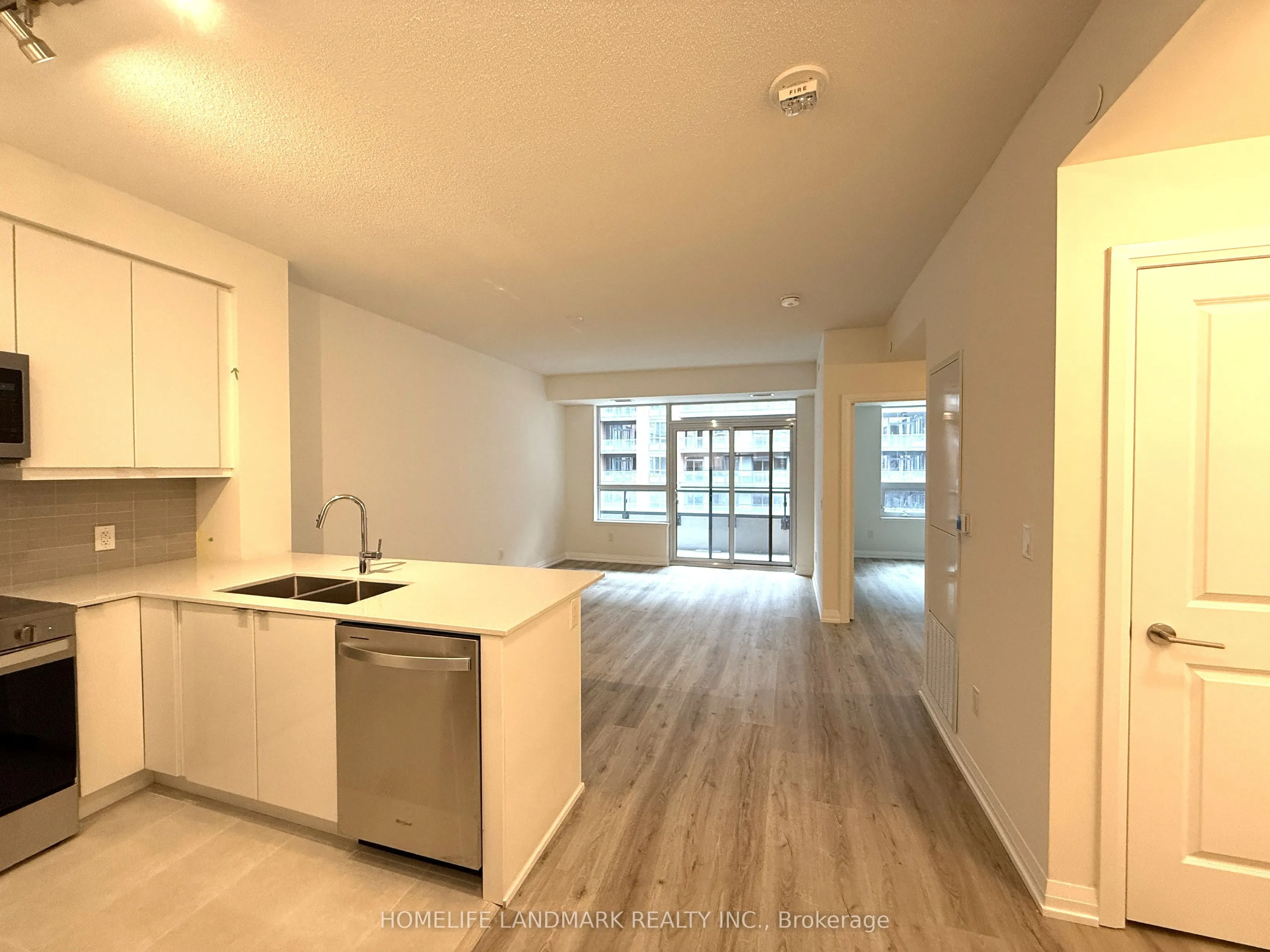 3270 Sheppard Avenue E, #526