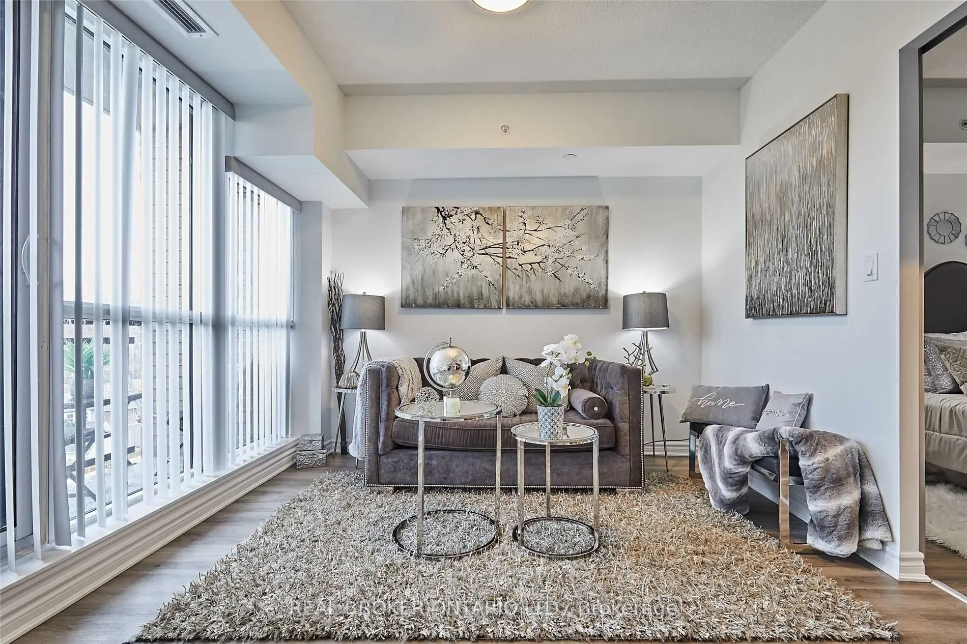 1 Falaise Road, #405