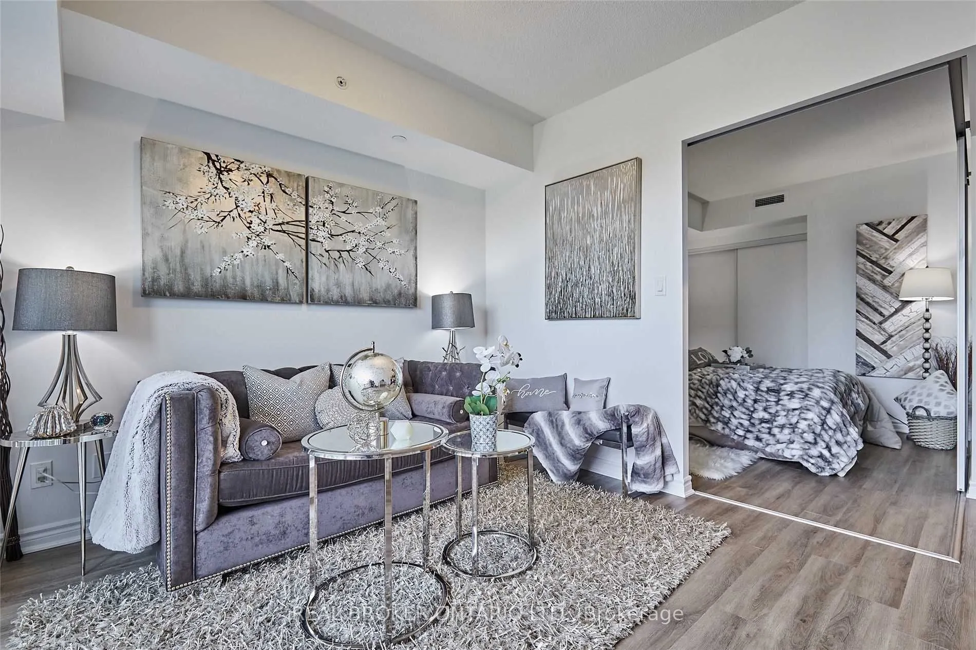 1 Falaise Road, #405