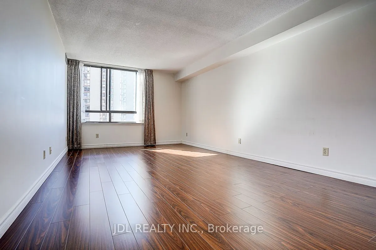 25 Bamburgh Circle, #636