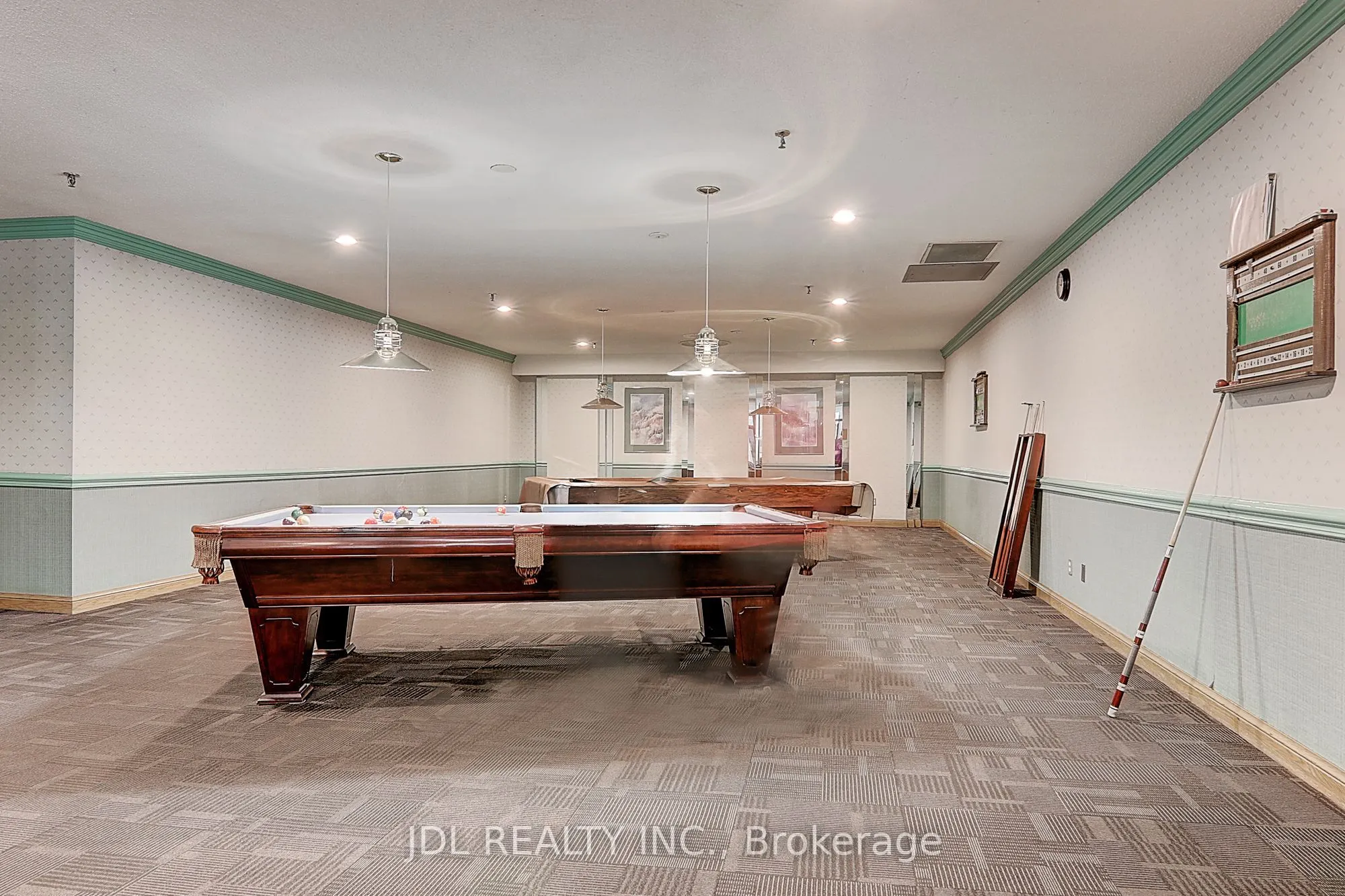 25 Bamburgh Circle, #636