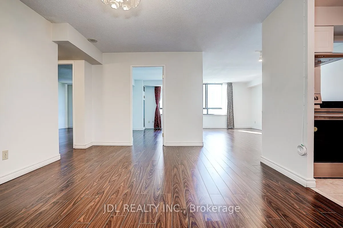 25 Bamburgh Circle, #636