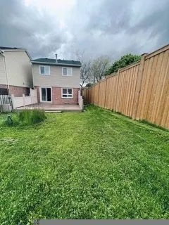 14 Greenfield Crescent