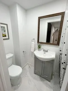 14 Greenfield Crescent