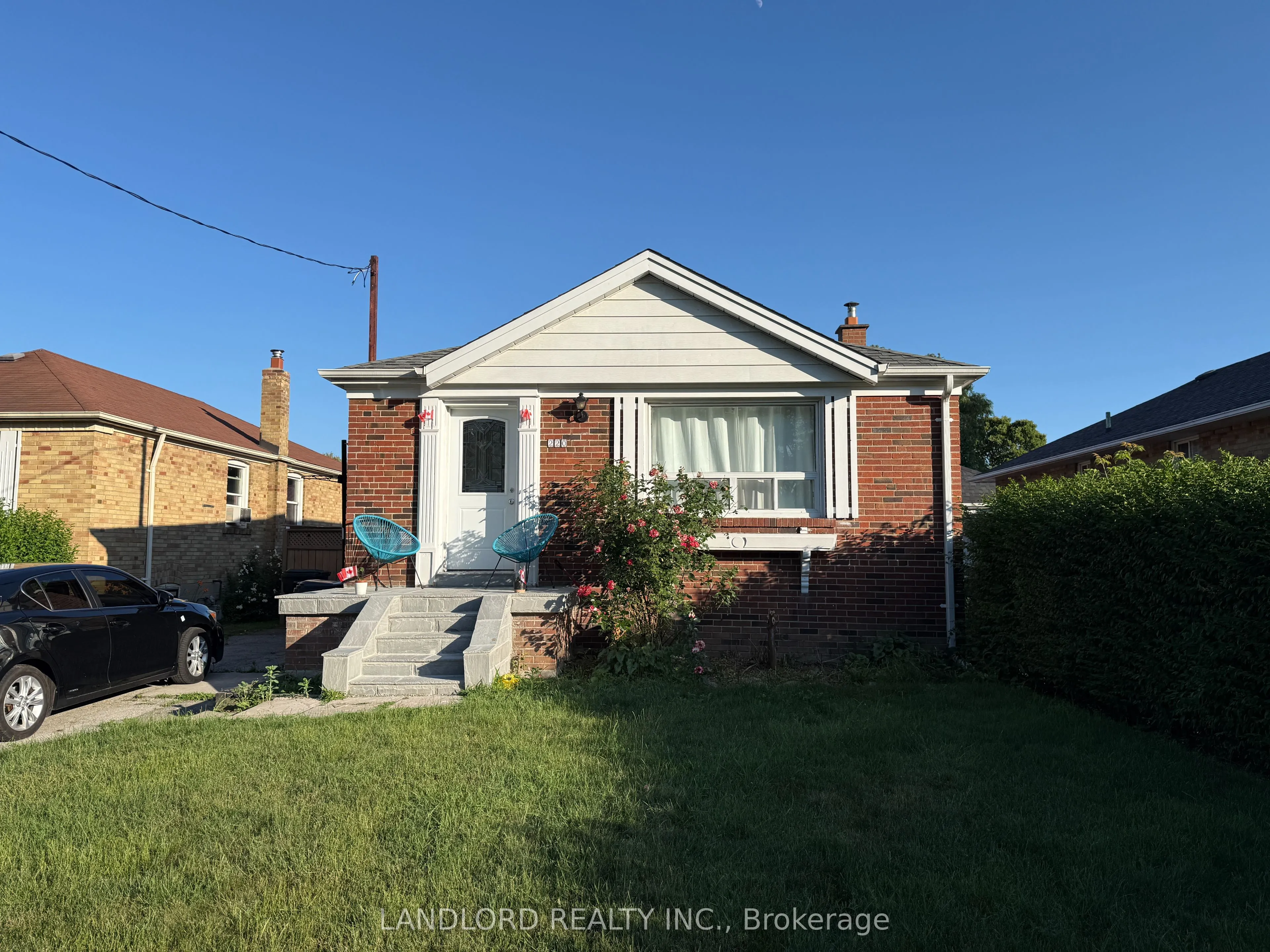 220 Ellington Drive, #Bsmt