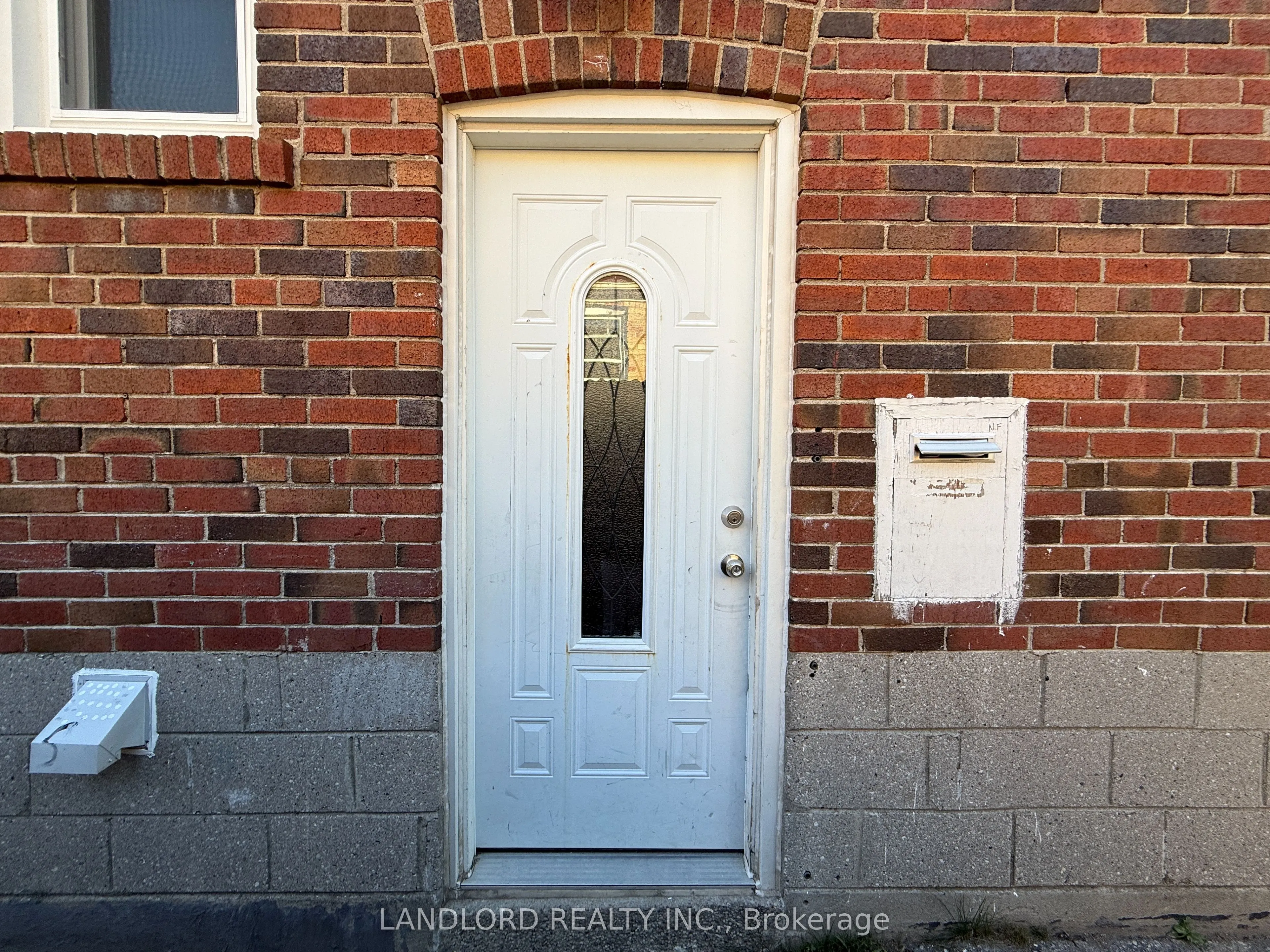 220 Ellington Drive, #Bsmt