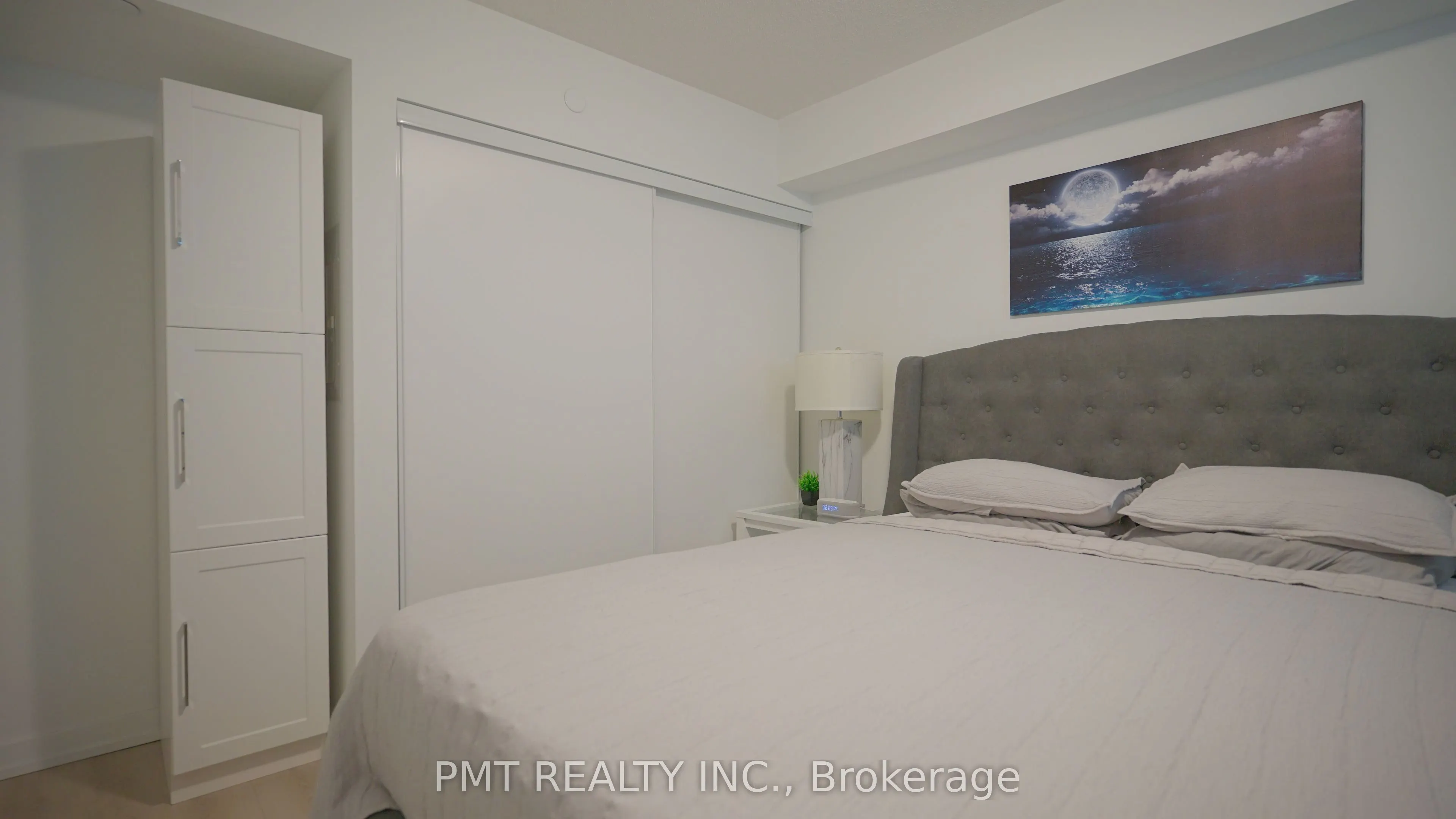 1435 Celebration Drive, #907