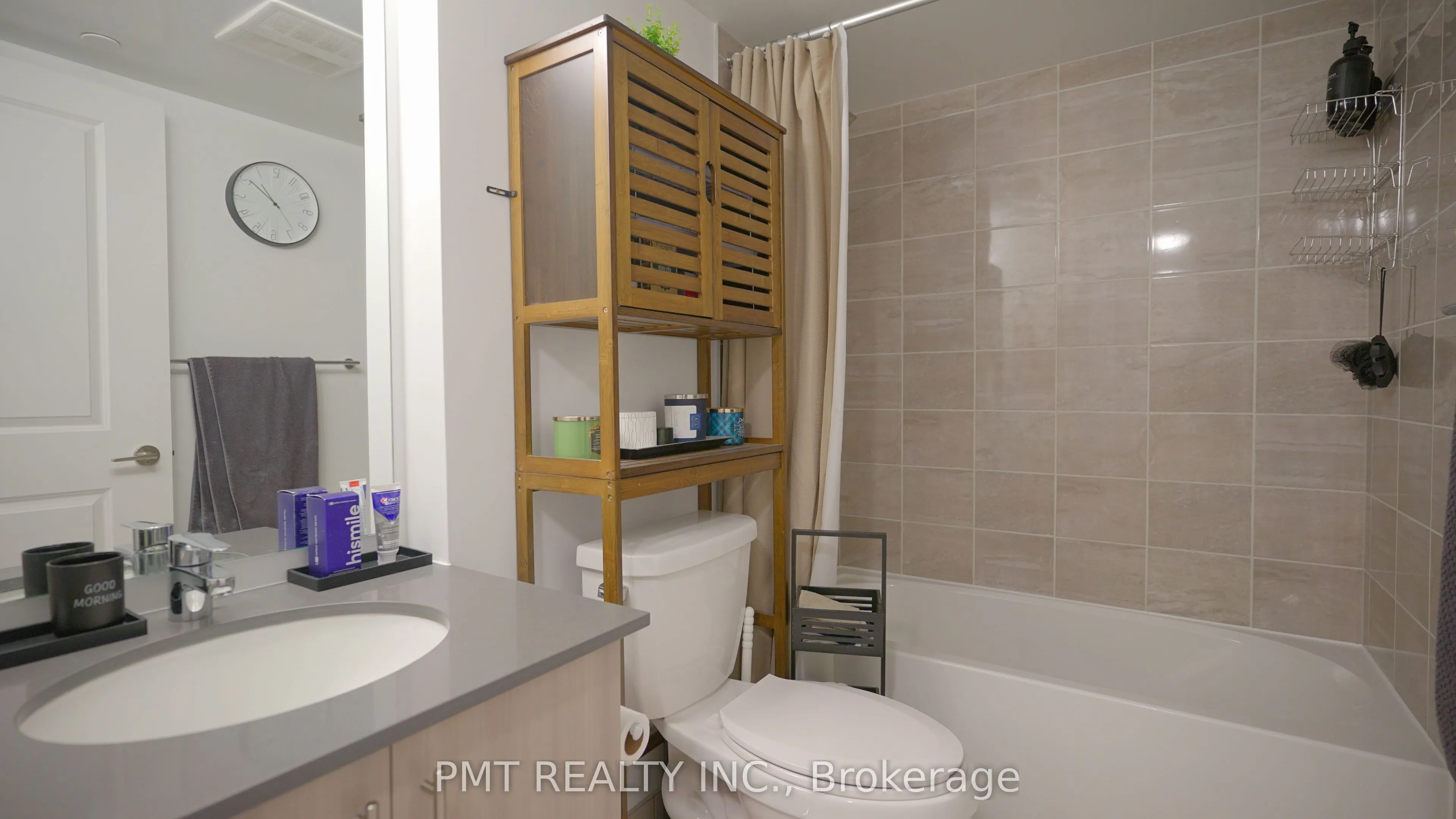 1435 Celebration Drive, #907