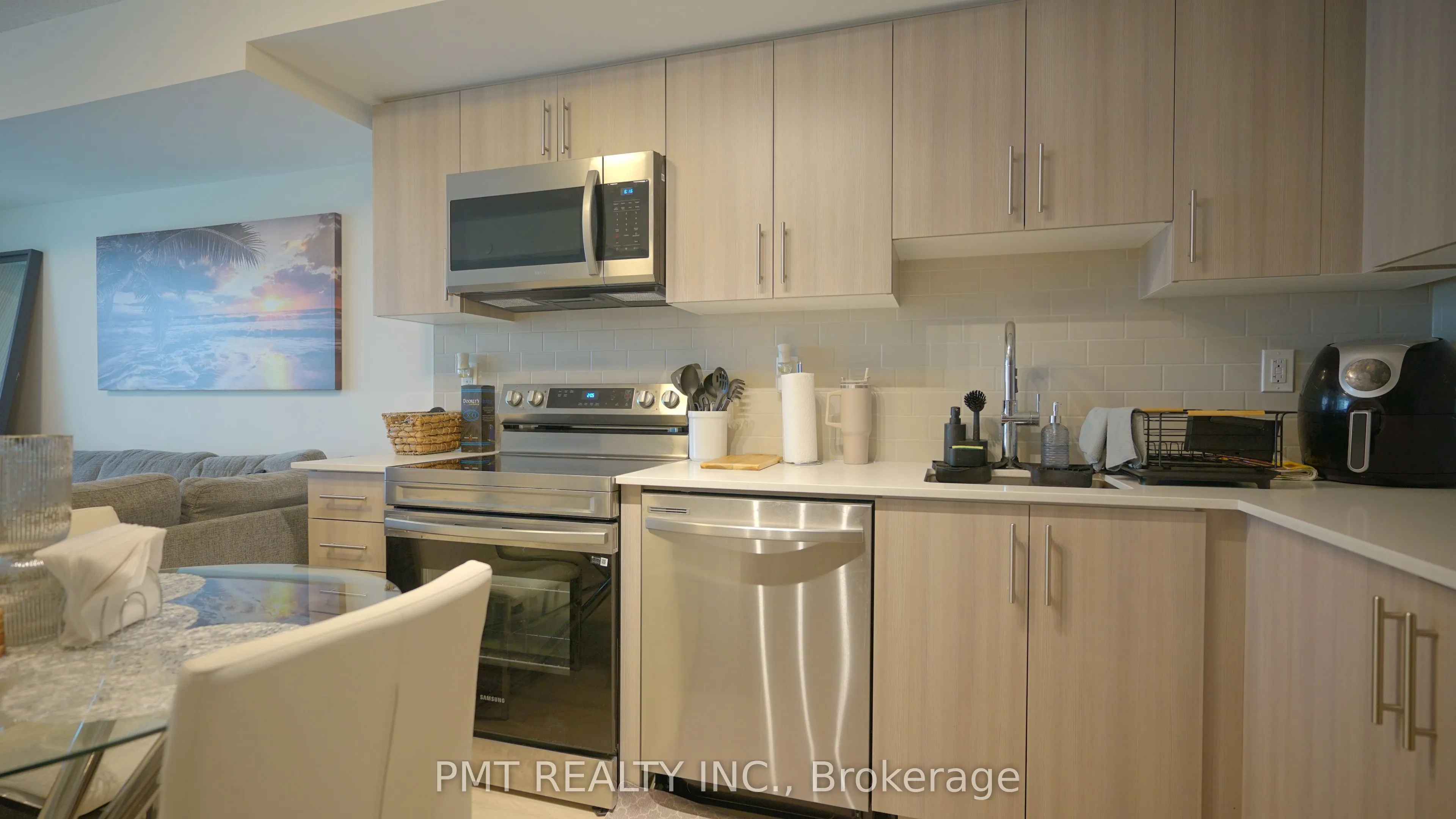 1435 Celebration Drive, #907