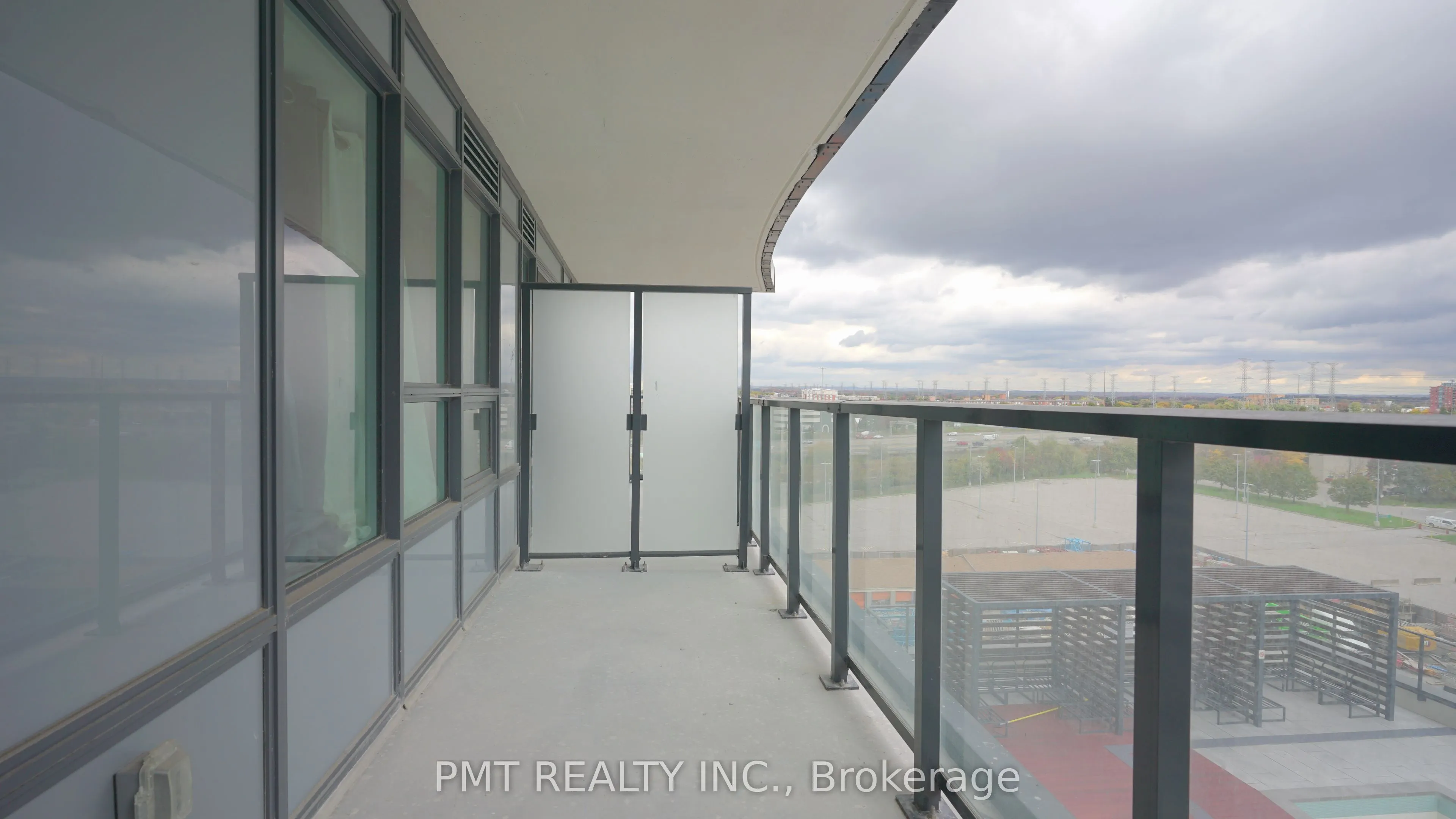 1435 Celebration Drive, #907