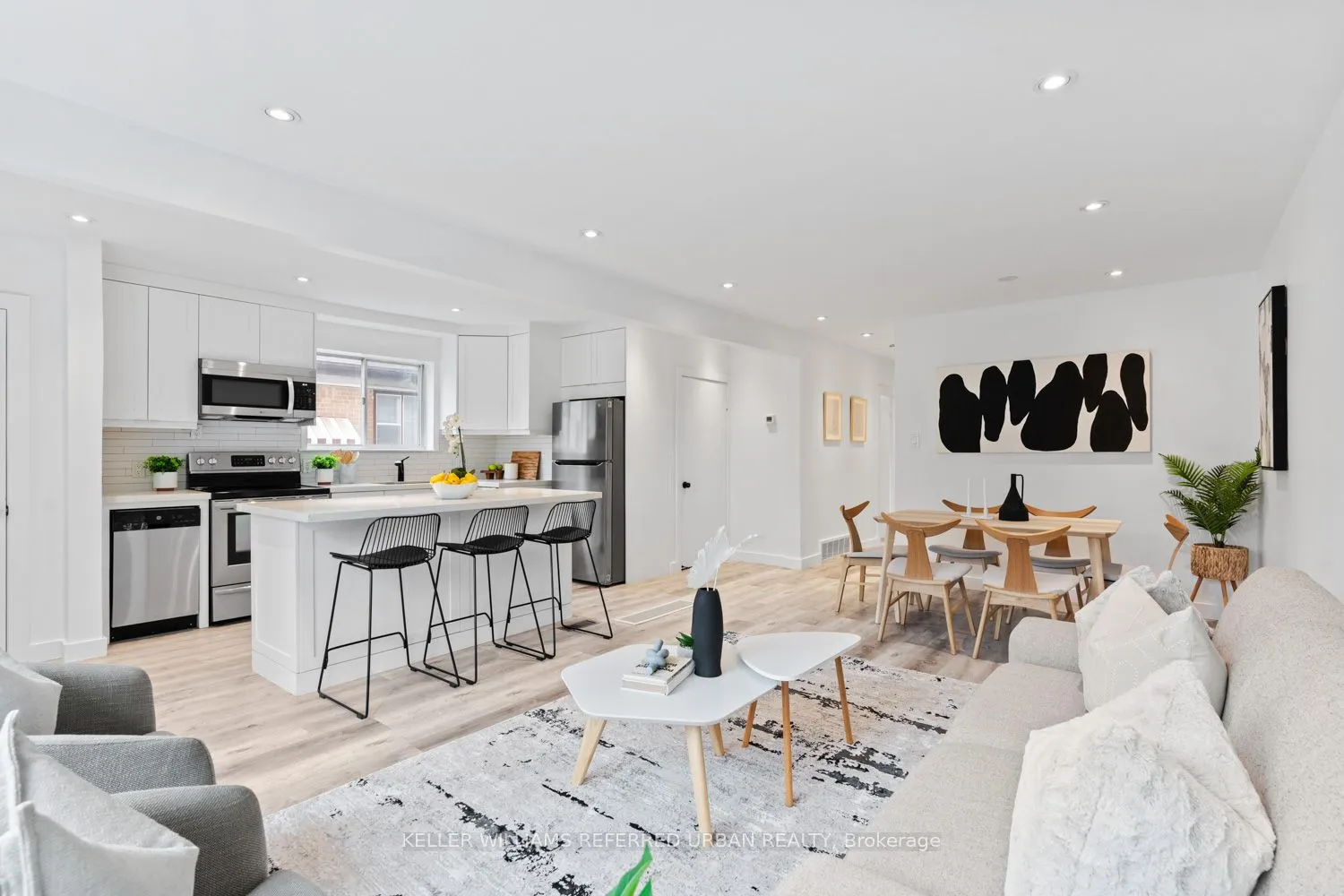 73 Trinnell Boulevard