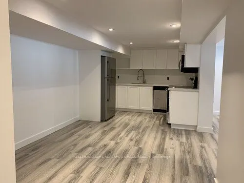 73 Trinnell Boulevard