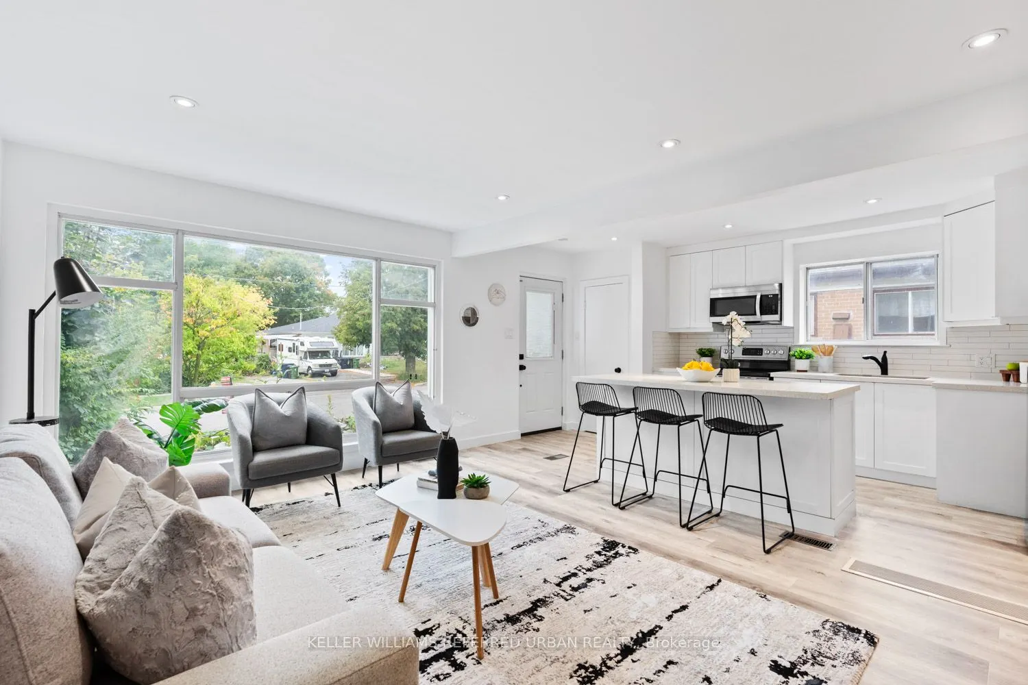 73 Trinnell Boulevard