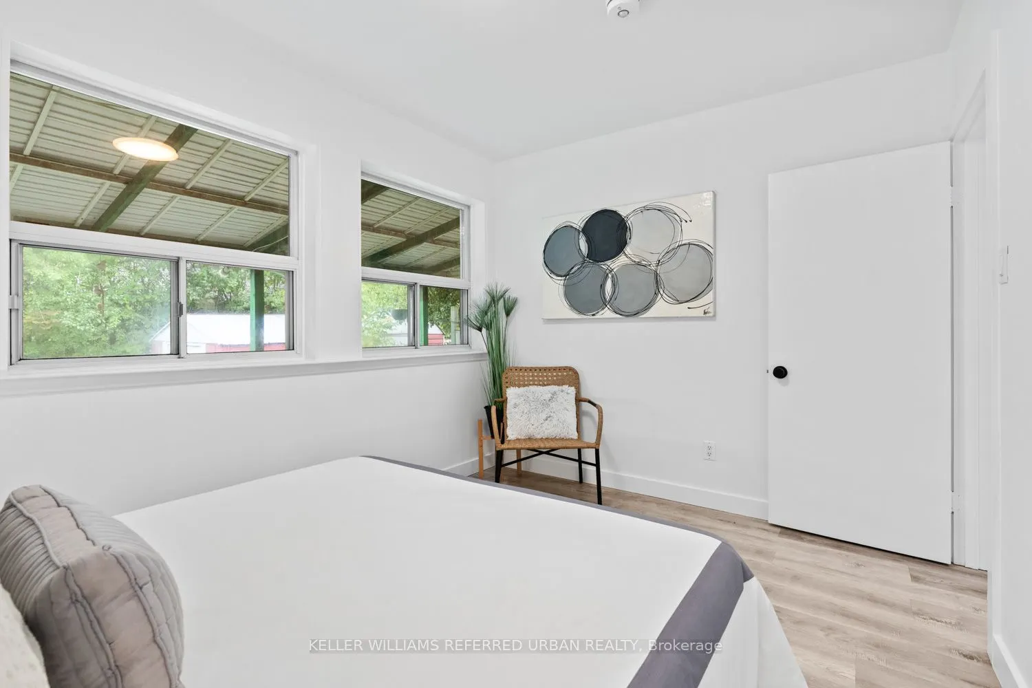 73 Trinnell Boulevard