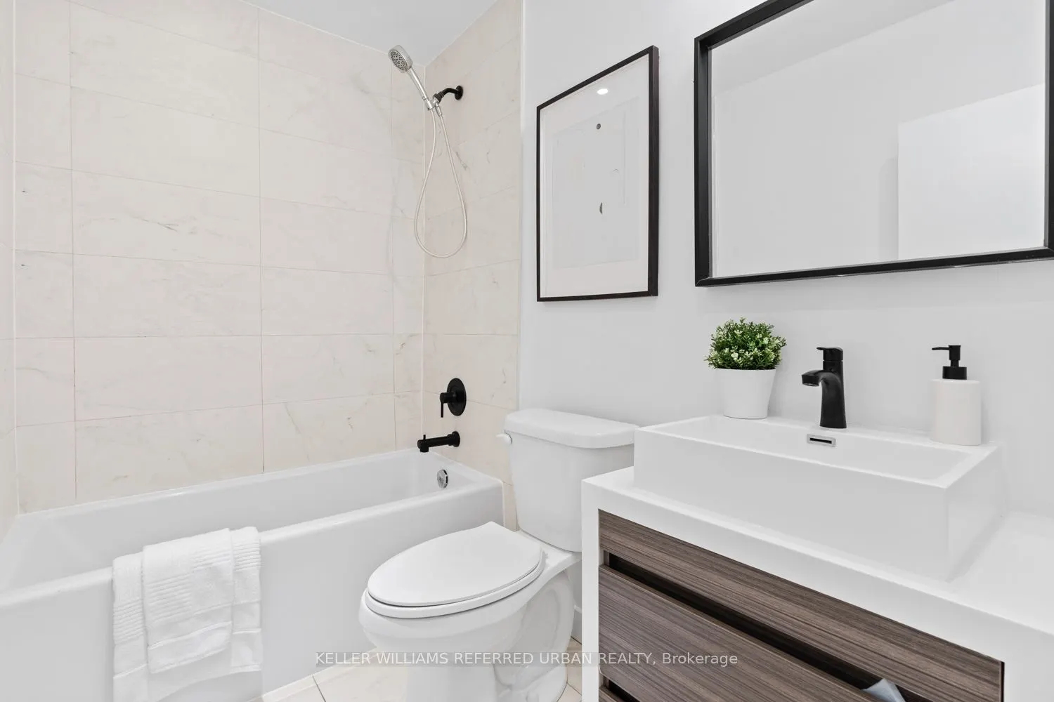 73 Trinnell Boulevard