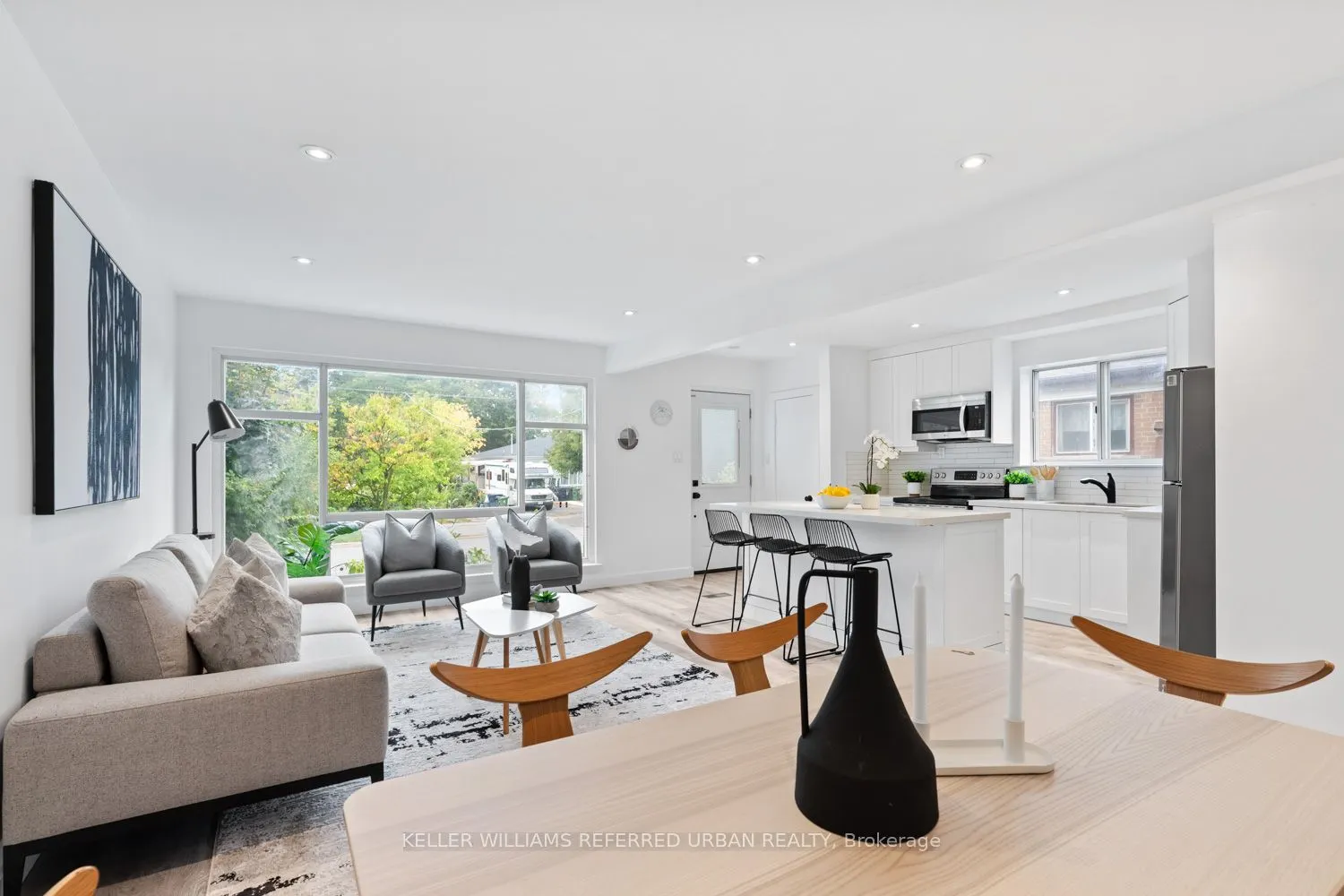 73 Trinnell Boulevard