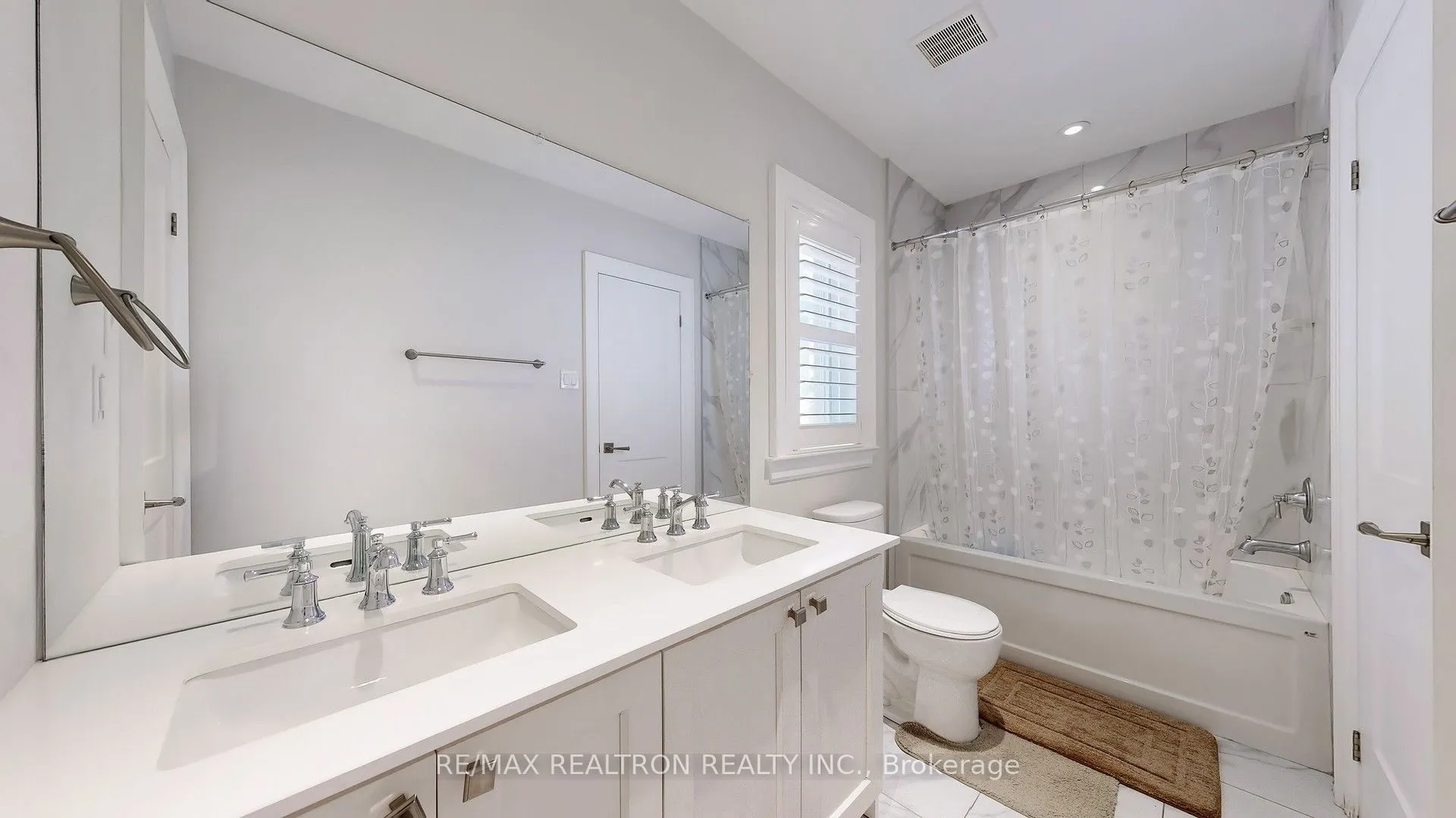 746A Stonepath Circle