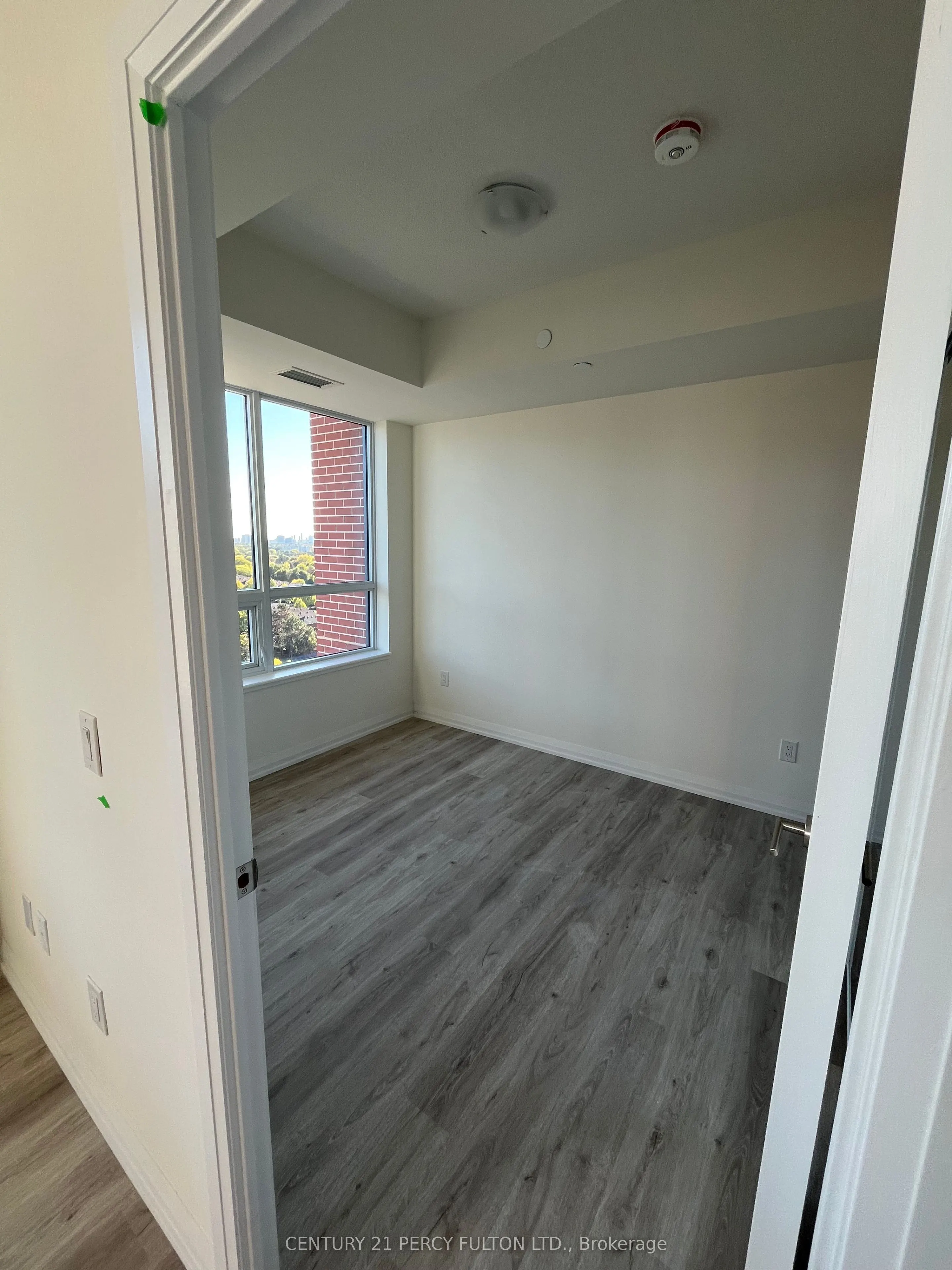 3260 Sheppard Avenue E, #1307