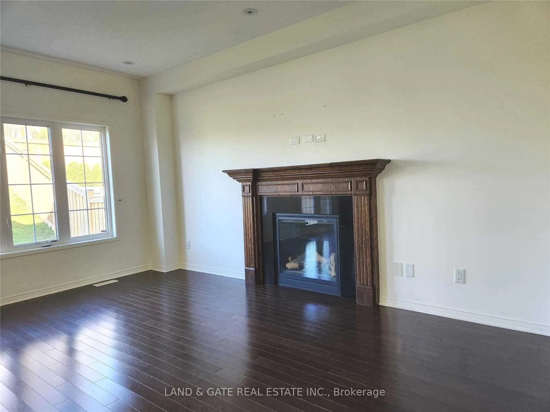 1958 Cocklin Crescent